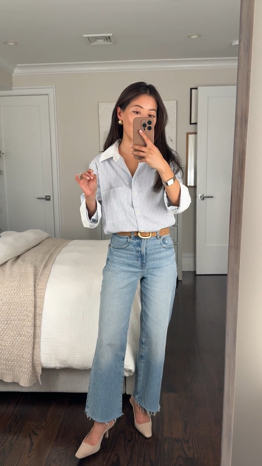 
• Madewell perfect vintage wide crop jeans 24 petite - a flattering longtime favorite of mine. Has some stretch. This Medium blue wash is very versatile. 

For jeans with a raw hem, I use anti fray solution from Amazon on the edges so they don’t unravel further in the wash.

• Button-Up shirt xxs - my exact color is sold out, but comes in lots of different colors and stripes.

• Sculptural Buckle Belt in xxs 

• old AT slingback kitten heels 

Petite friendly outfits, smart casual workwear#LTKxMadewell 

#LTKPetite #LTKWorkwear