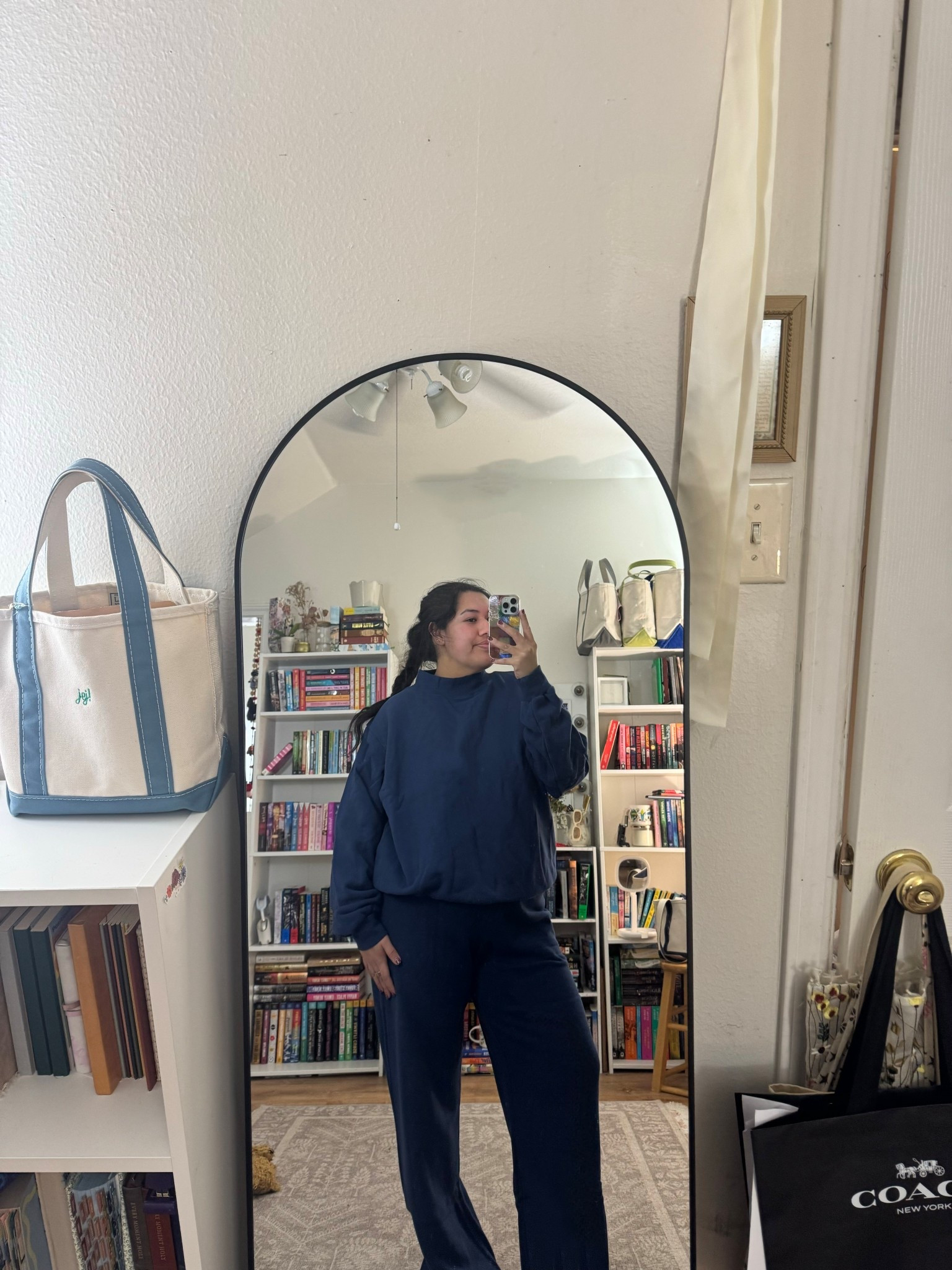 The absolute BEST set for the cold weather!!! Spent all night reading in this thing.

#LTKHoliday #LTKootd #LTKGiftGuide