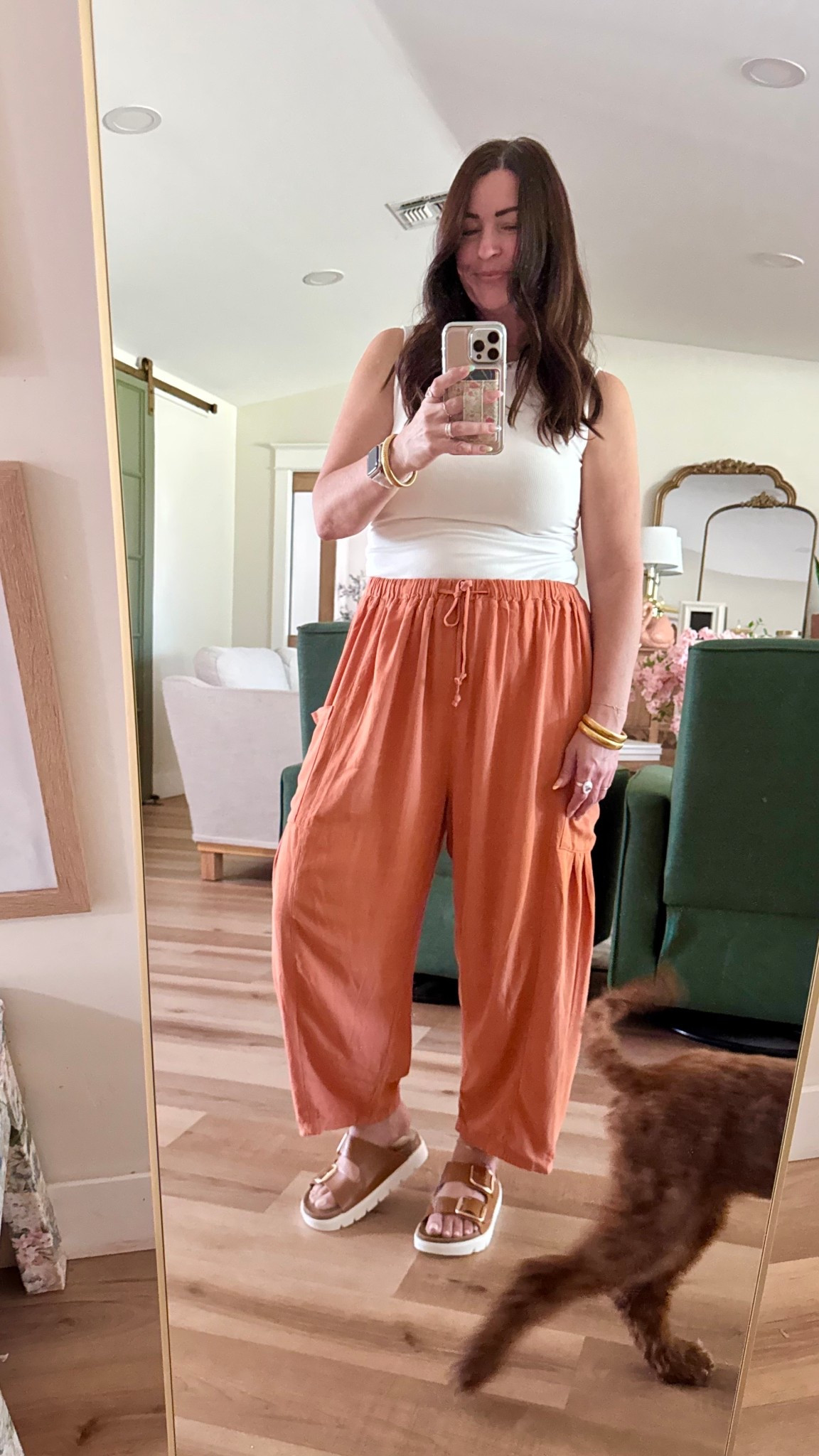 Stay cozy with these boho linen bottoms but dress it up cute sandals and jewelry 💛🌻🌞😎

#LTKSpringSale #LTKootd #LTKgrwm