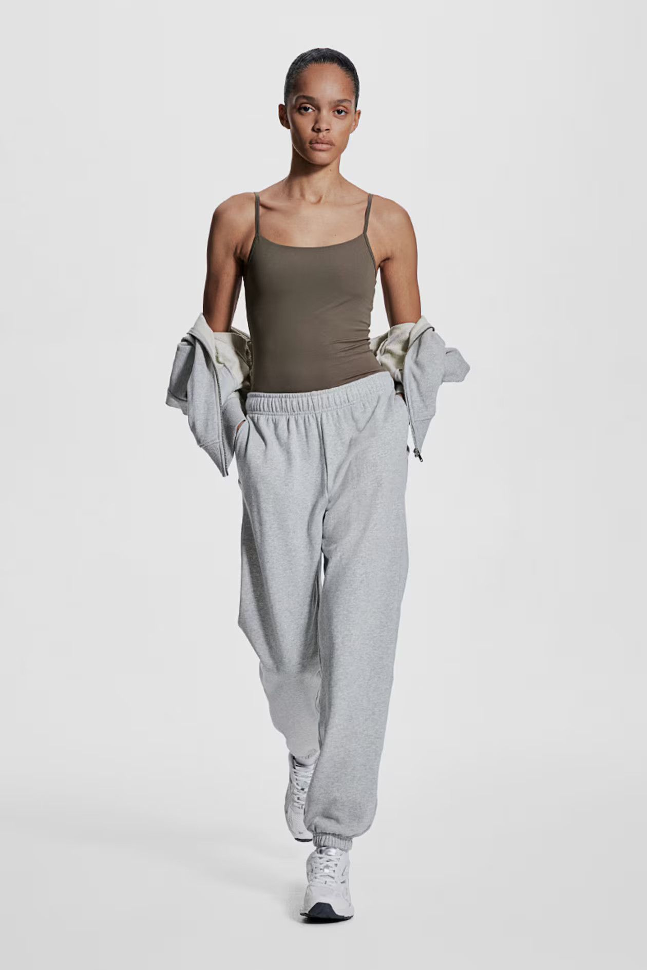 Sports joggers with DryMove™ | H&M (UK, MY, IN, SG, PH, TW, HK)