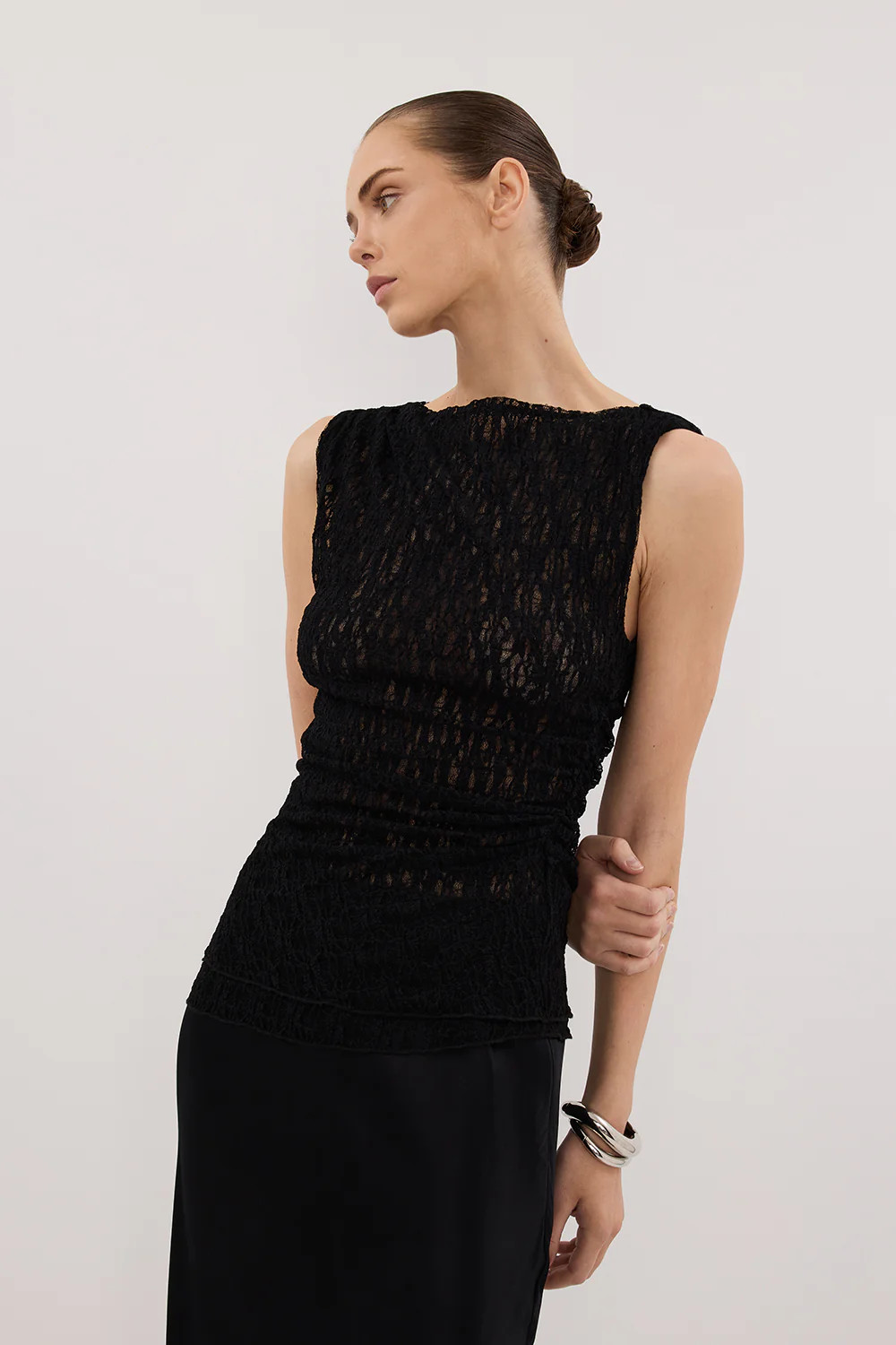 LIZZIE BLACK SLEEVELESS LACE TOP | DISSH
