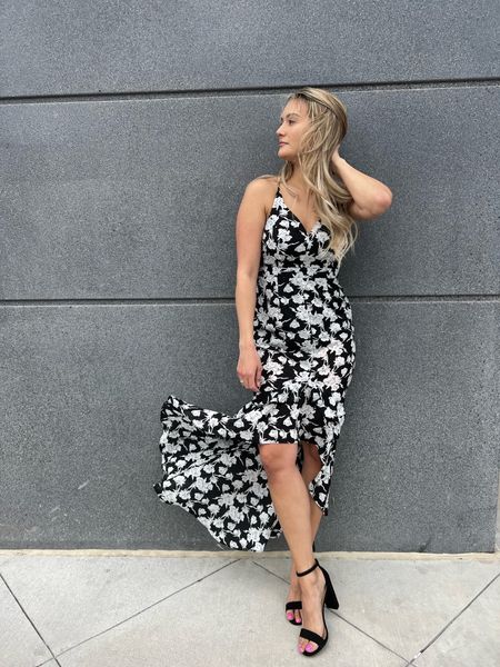 Shop this dress now!! Such a cute option for a wedding, the beach, girls night, date night or more! It is from Lulus and you can see me style it on Instagram!

Spring dresses - spring wedding guest dress - beach vacation - spring break outfits 


#LTKwedding #LTKSeasonal #LTKtravel