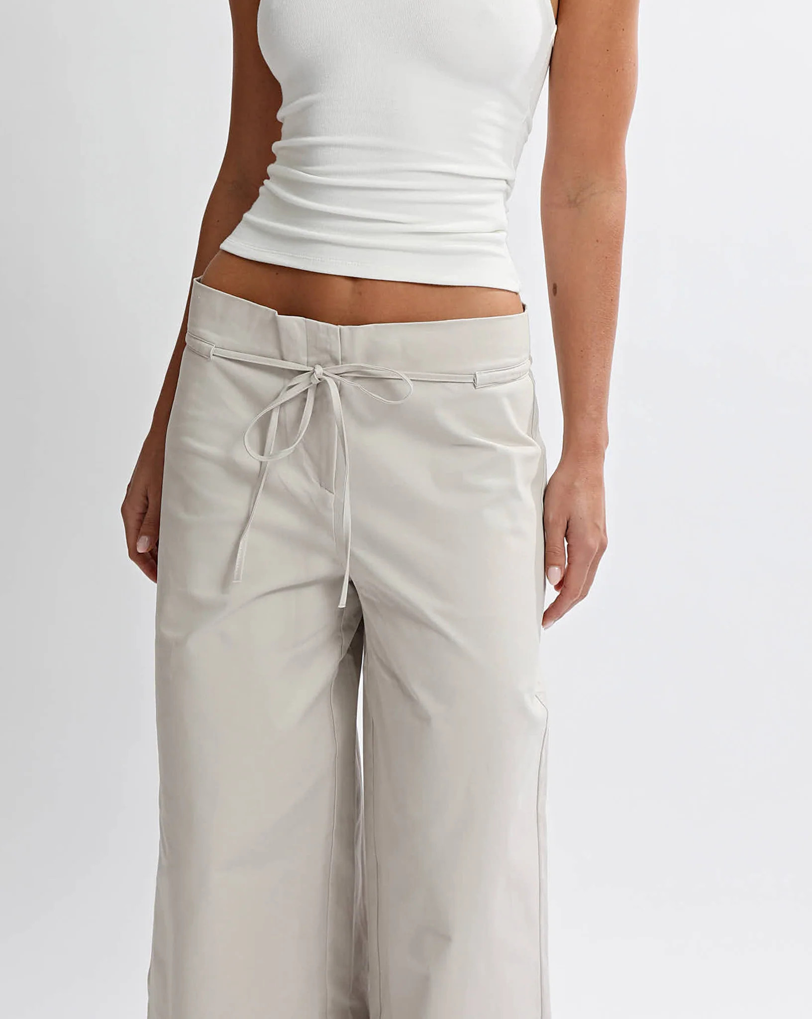 Harper Trousers Almond Regular/Tall | One Mile