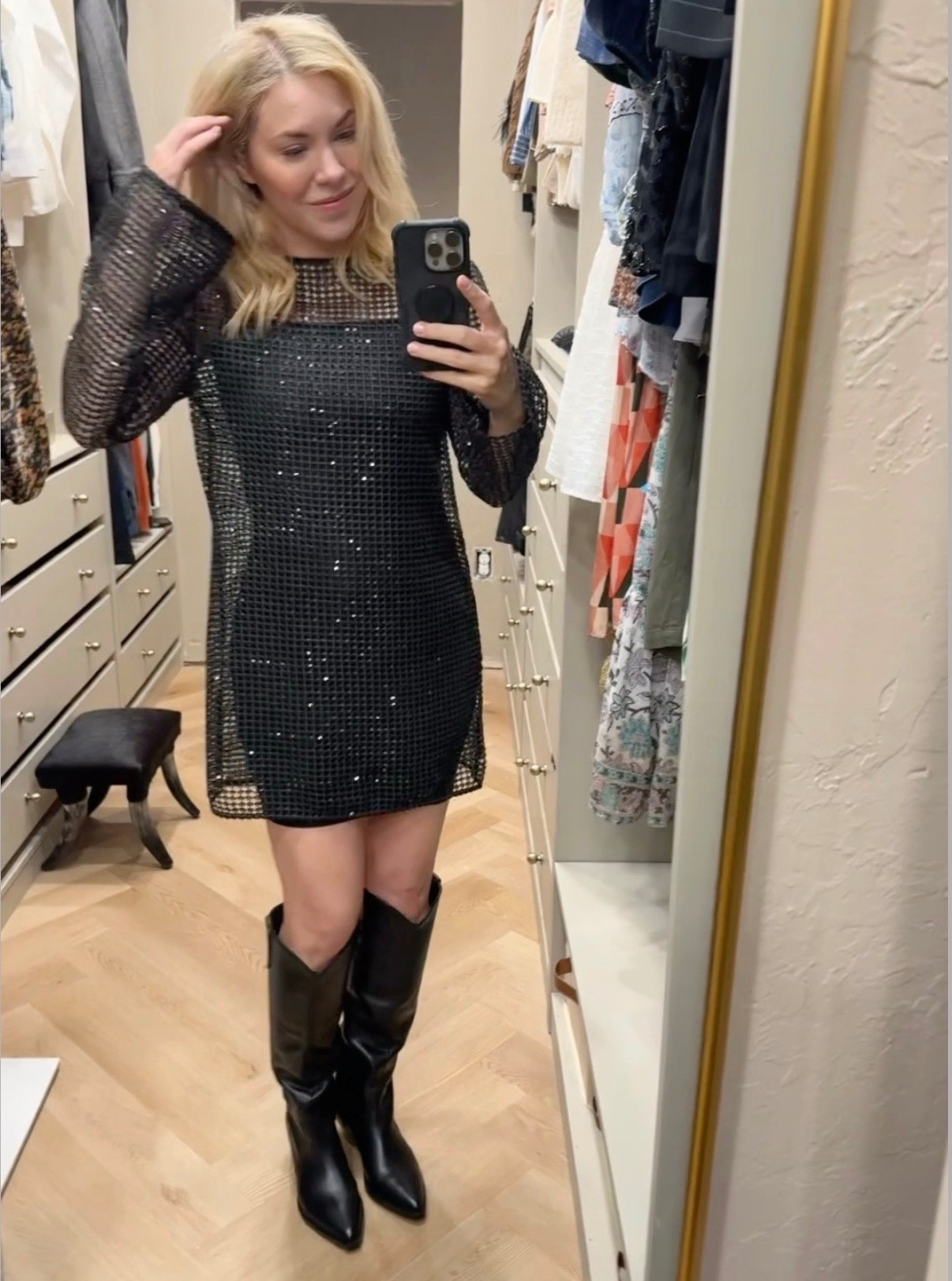 Mixing dressy with western boots (what do you think?)

Christmas party dress
Christmas dress
Party dress
NYE Dress
New Year’s Eve Dress 


#LTKdayinmylife #LTKHoliday #LTKSaleAlert