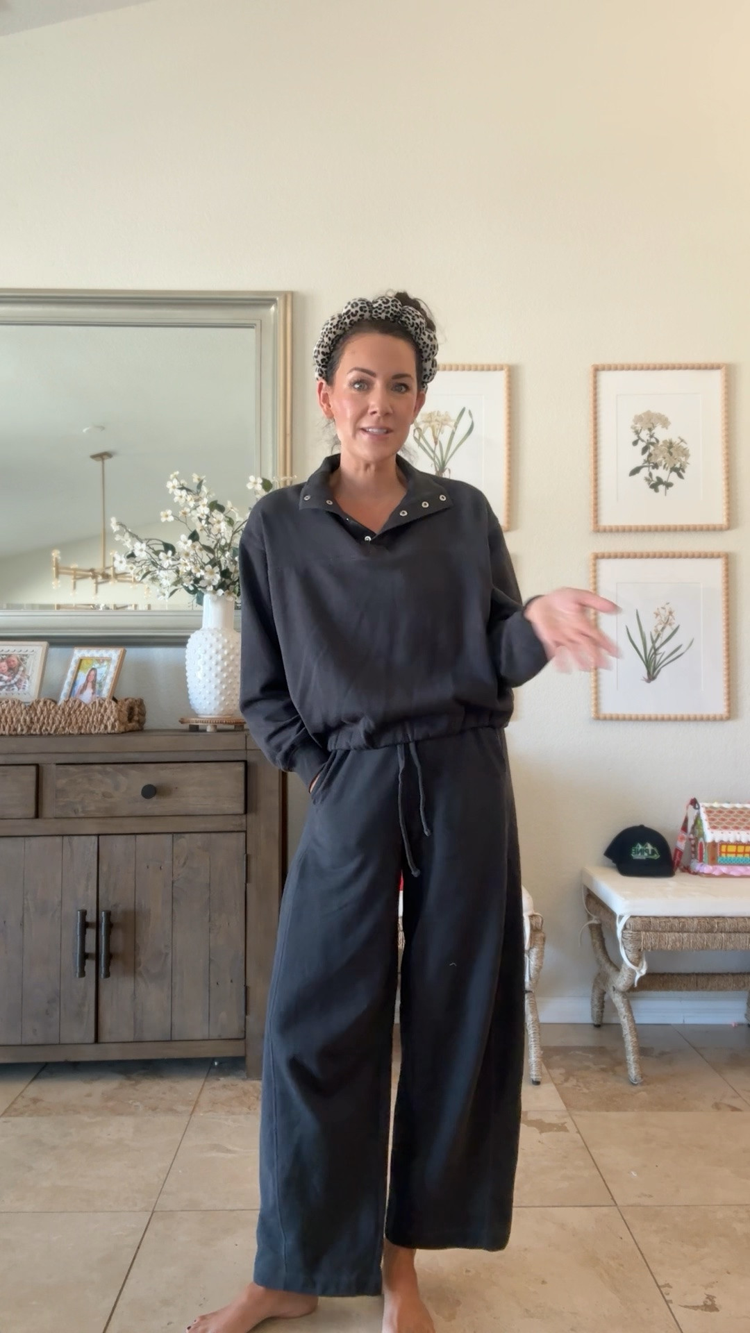 Old navy set ON MEGA SALE! 
Small pullover
Xs barrel pants

#LTKootd #LTKmomlife #LTKSaleAlert
