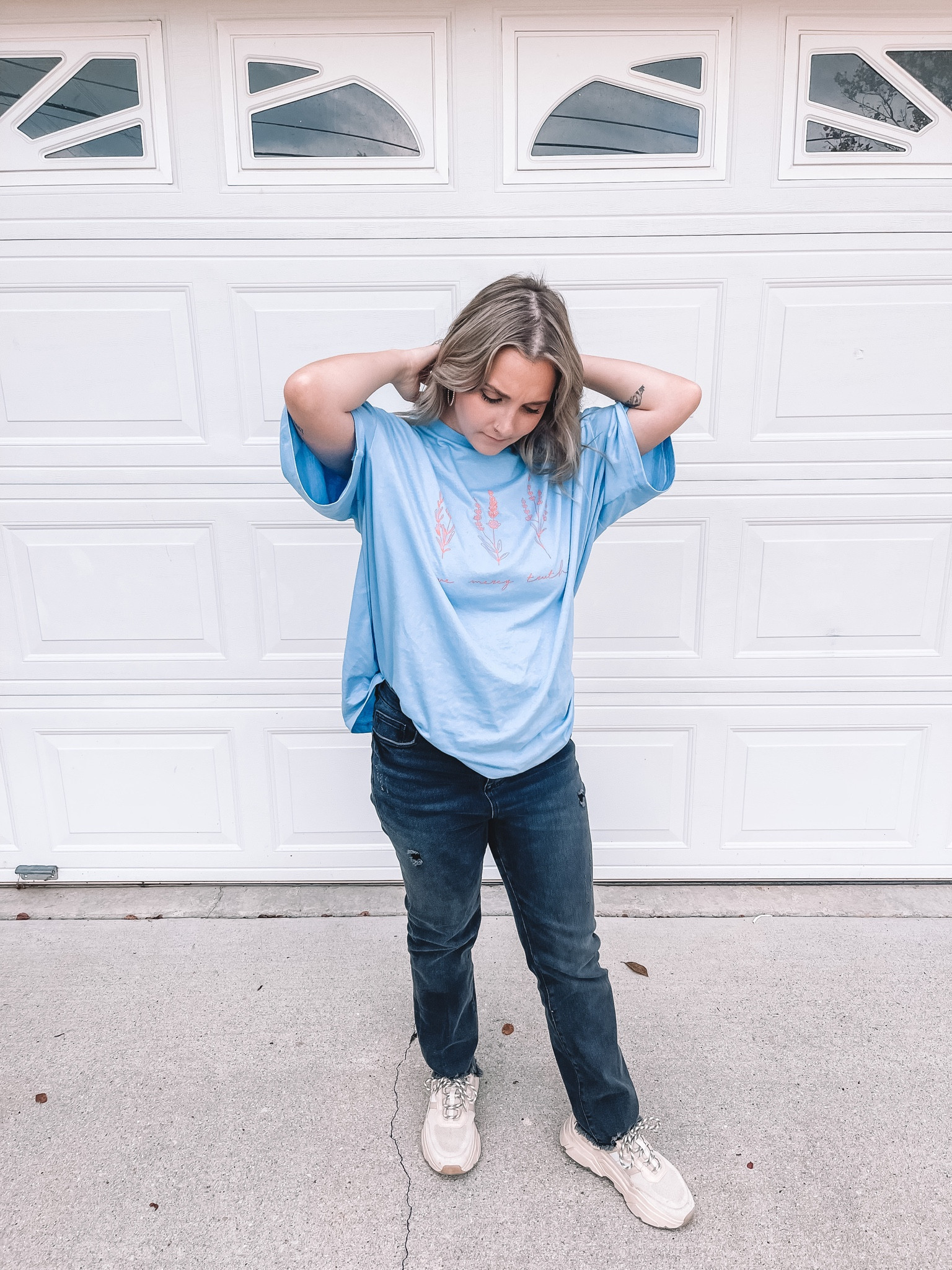 Oversized tee, baggy jeans, and chunky sneakers is almost always my go to look 🤪 shirt and jeans are linked similar and shoes are from h&m! 

#LTKfit #LTKstyletip #LTKshoecrush