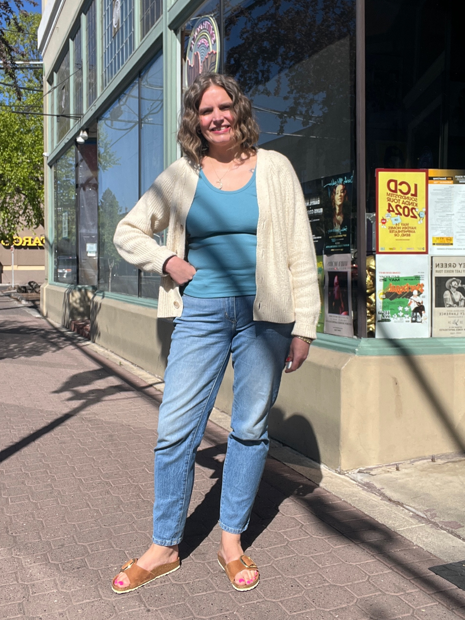 The sun is shining! But I’m still wearing a sweater  

#LTKSeasonal #LTKOver40 #LTKMidsize