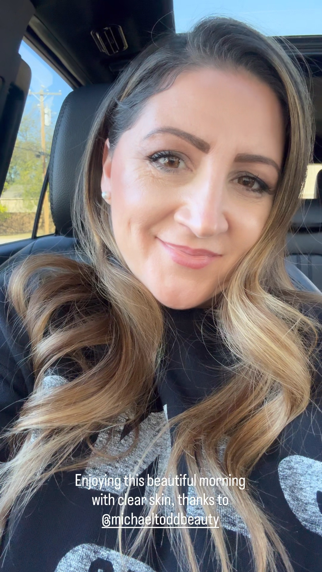 The Sonicsmooth Pro+ exfoliates, removes peach fuzz + buildup, and preps your skin for better product absorption and flawless makeup.
It's quick, painless, and dermatologist-approved for at-home use. Now 42% off on their website :) 

#LTKHoliday #LTKBeauty #LTKGiftGuide