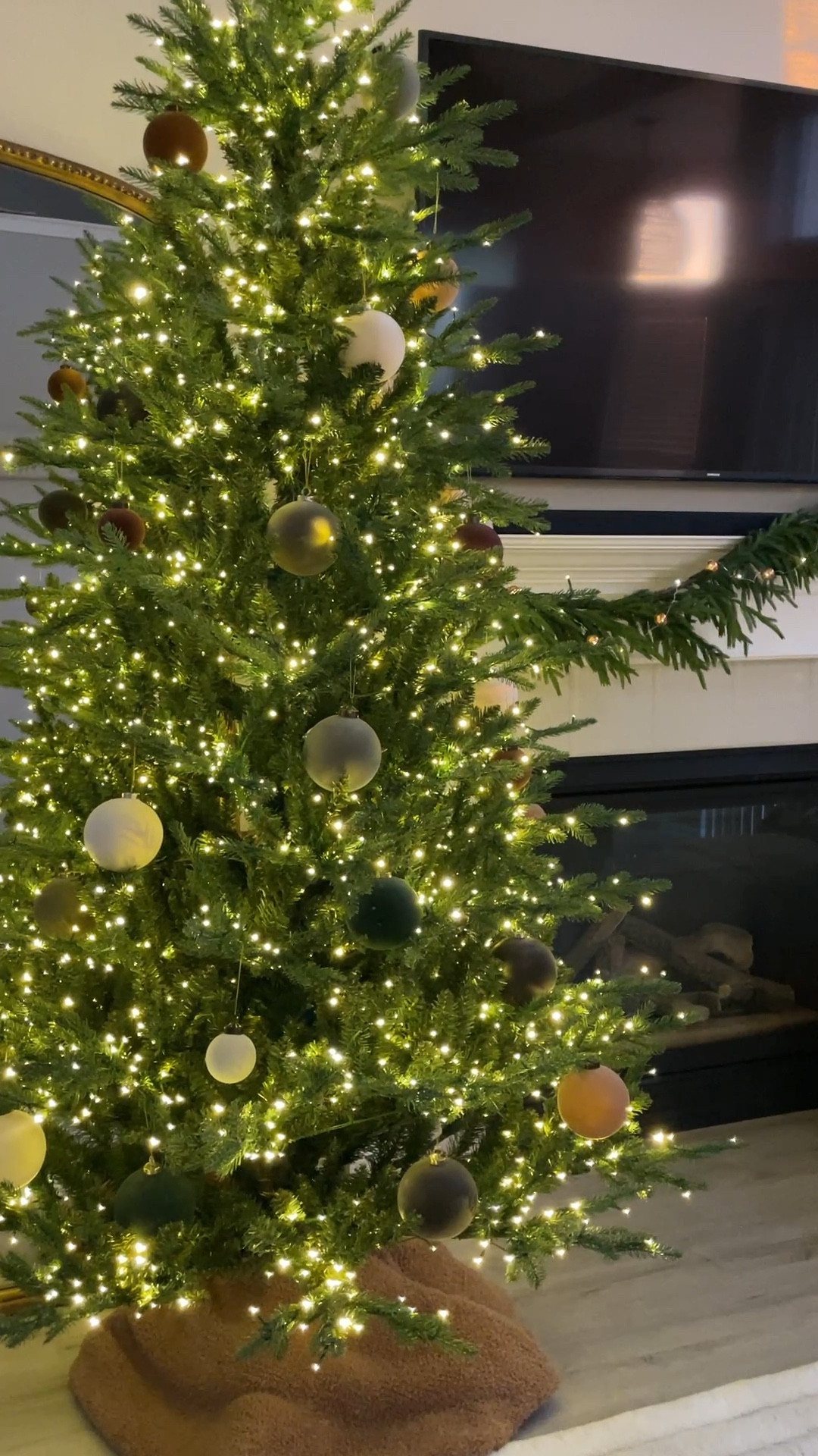 7.5’ twinkle tree is gorgeous!! 10+ settings 


#LTKHoliday #LTKHome