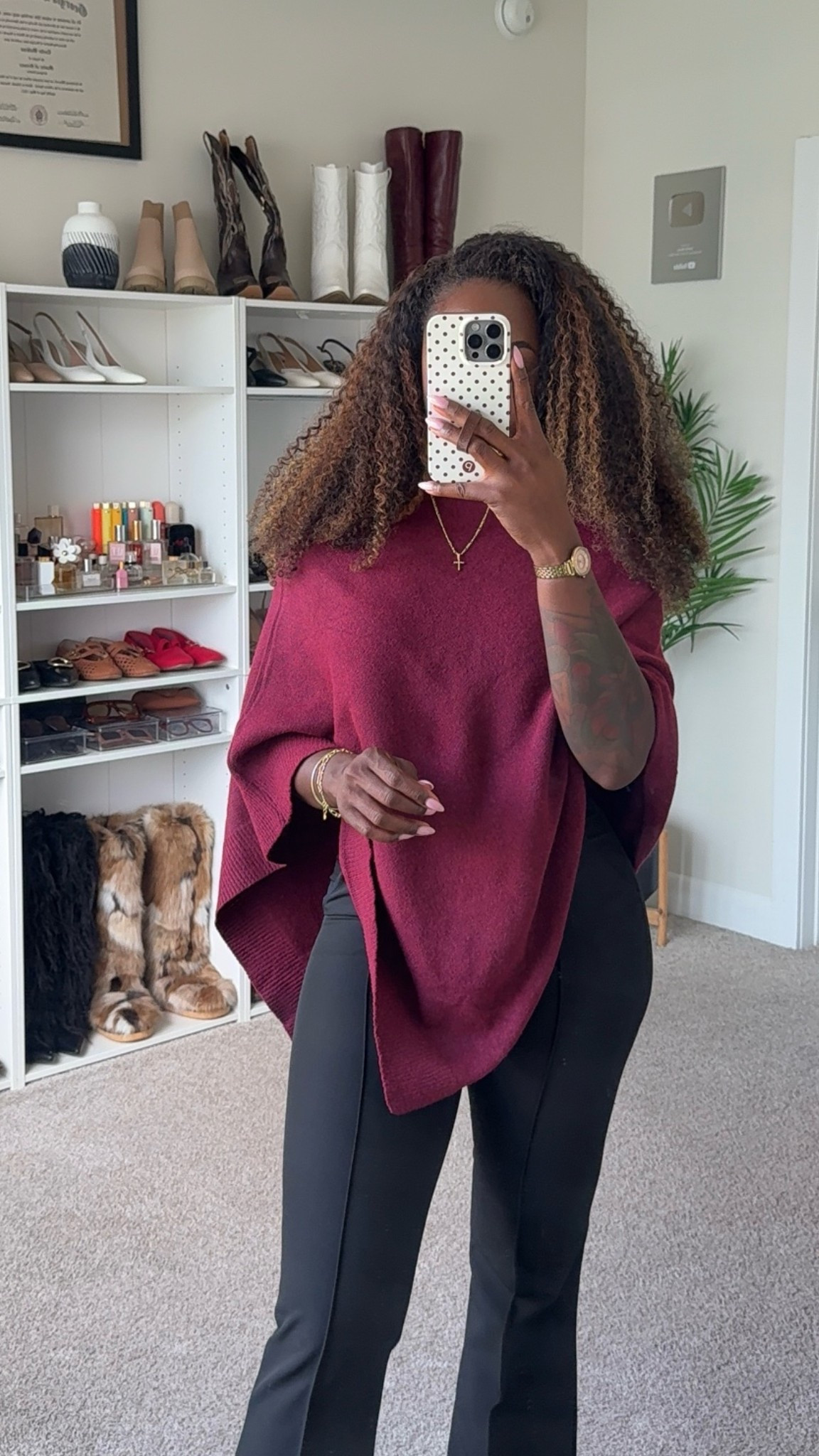 Shawls are such a simple way to dress elegantly

#LTKootd #LTKSeasonal