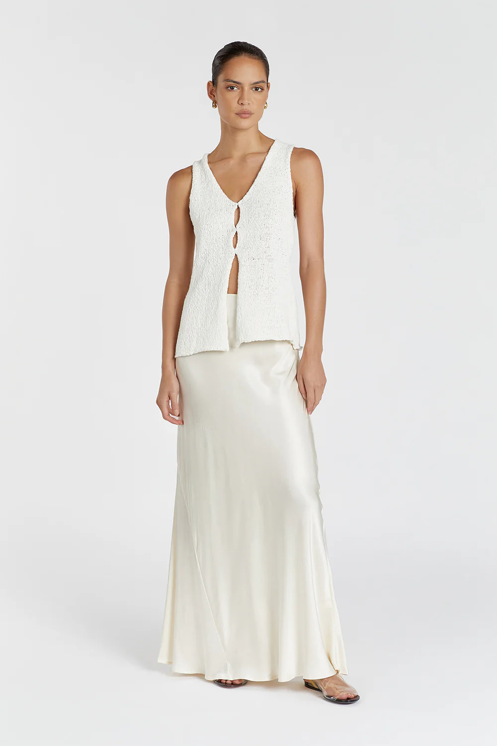 DION OFF WHITE BOUCLE KNIT VEST | DISSH