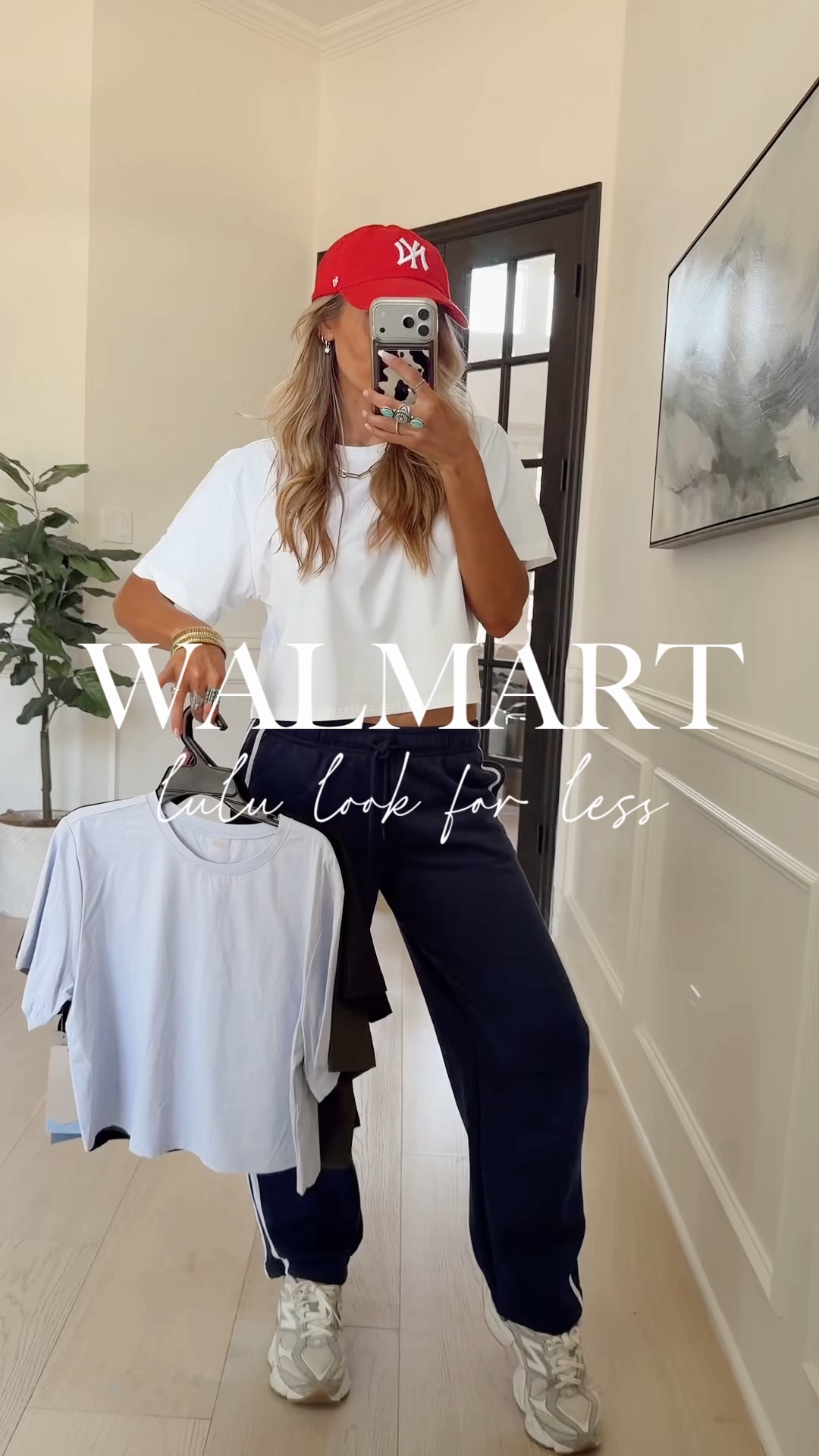 These better than Lulu workout tops are 10/10! Love the cropped, boxy length. 

Size: S / TTS