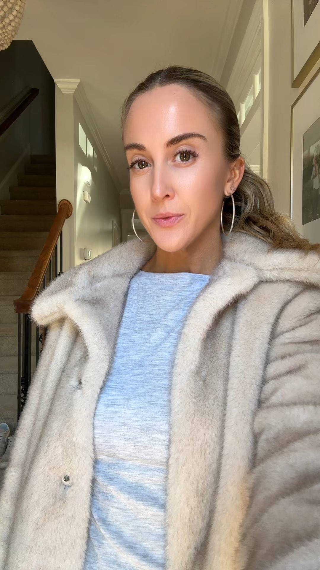 Obsessed with these Aritzia pants. The perfect basic for your wardrobe and so easy to style. I’m wearing an xs. 