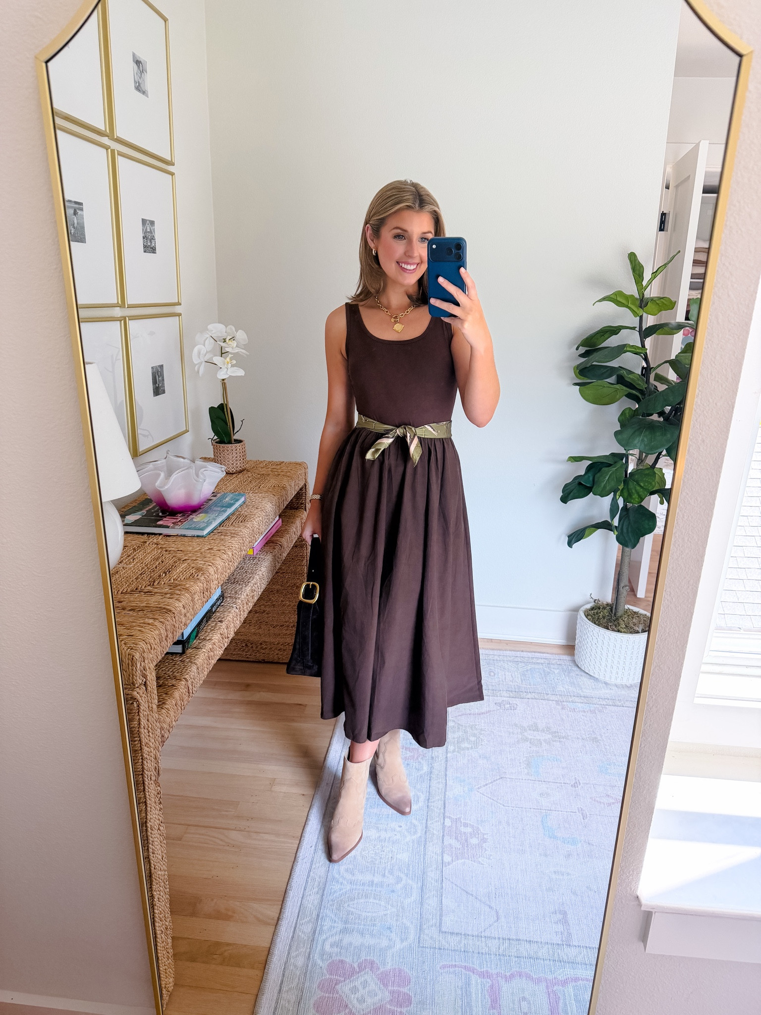 Easy outfit idea for fall! Wearing a S in dress