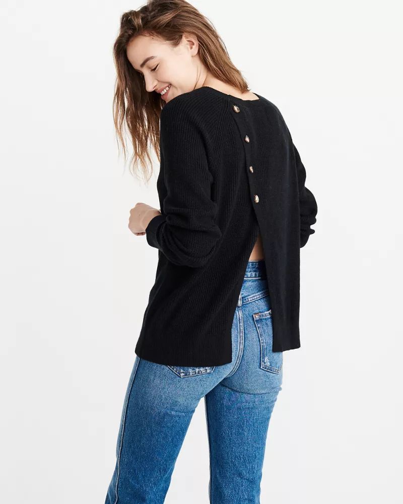 Button-Back Pullover | Abercrombie & Fitch US & UK