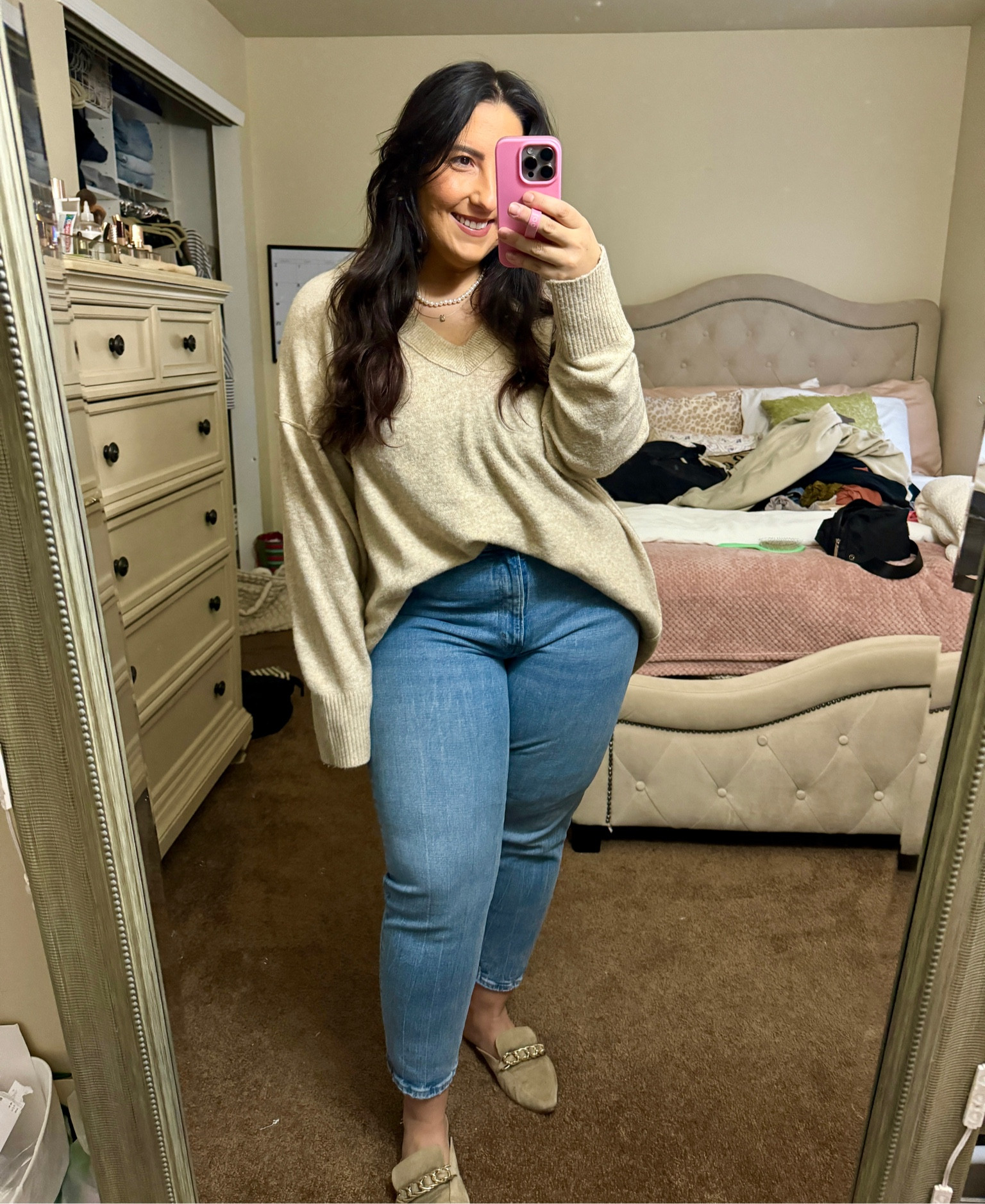 casual style 
aerie unreal sweater 
abercrombie curve love jeans 

#LTKmidsize #LTKfindsunder100 #LTKSeasonal