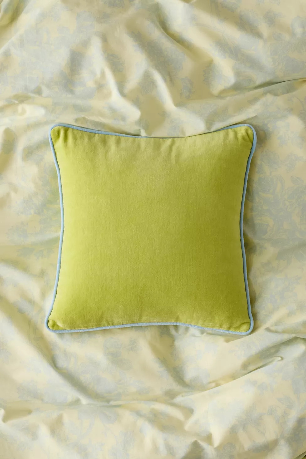 Piped Velvet Throw Pillow | Urban Outfitters (US and RoW)