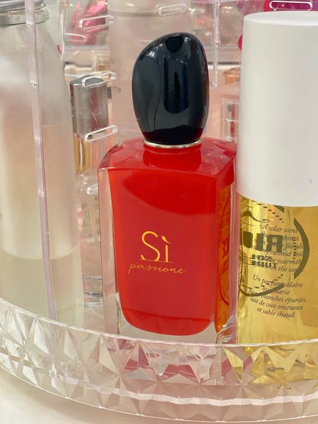 Armani Beauty
Sì Passione Eau de Parfum bold but fruity fall scent ✨

#LTKunder100 #LTKbeauty #LTKFind
