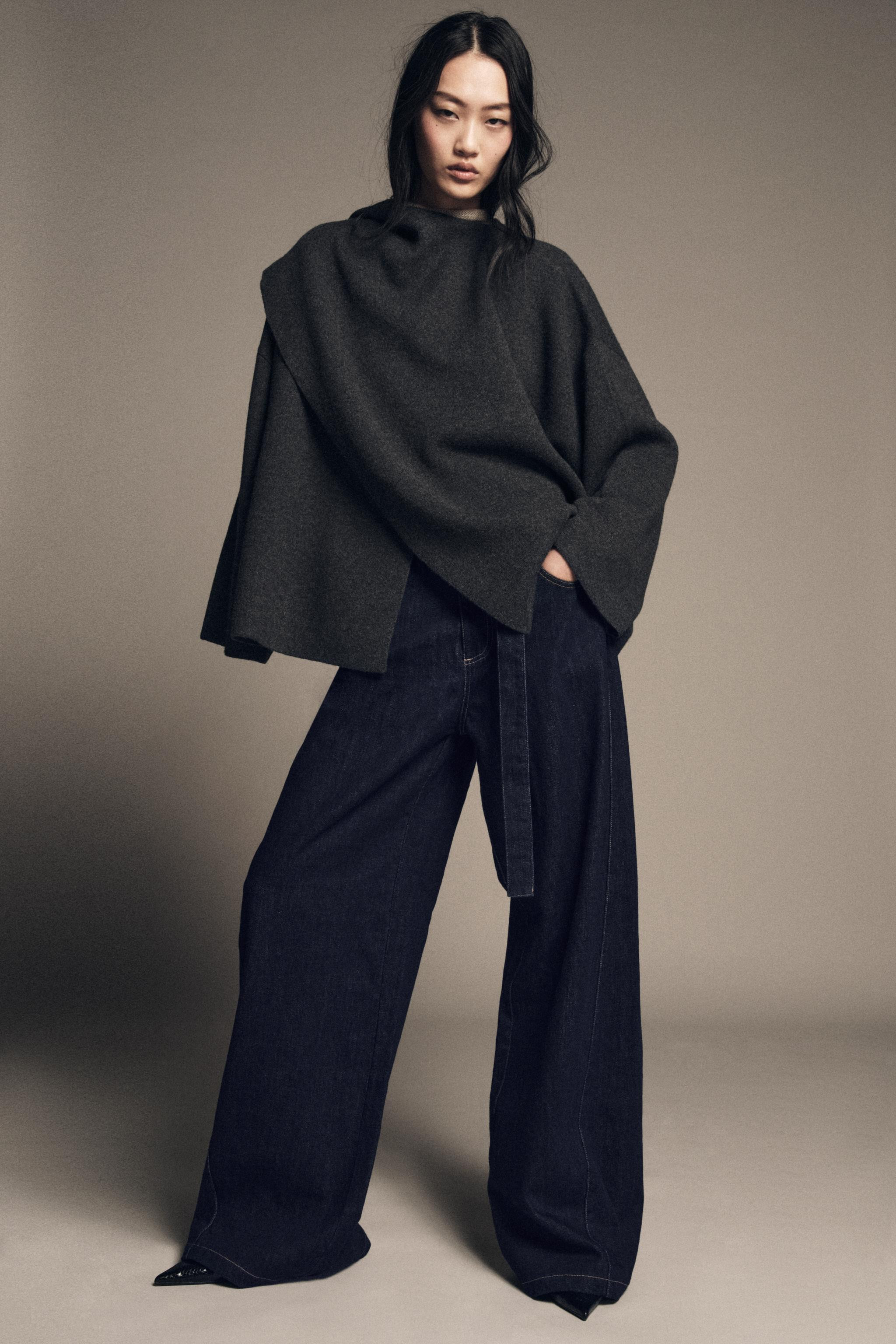 SHAWL COLLAR KNIT CAPE | Zara US