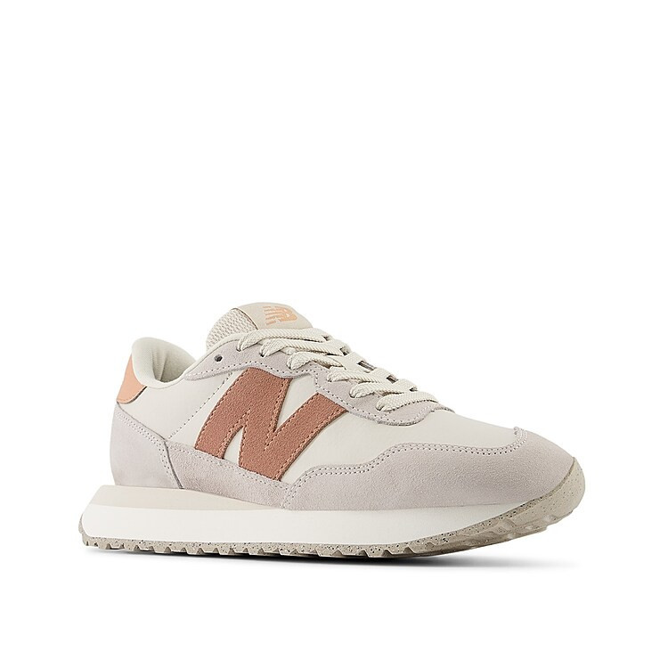New Balance 237 Sneaker | Women's | Beige/Grey/Rust | Size 6.5 | Sneakers | DSW