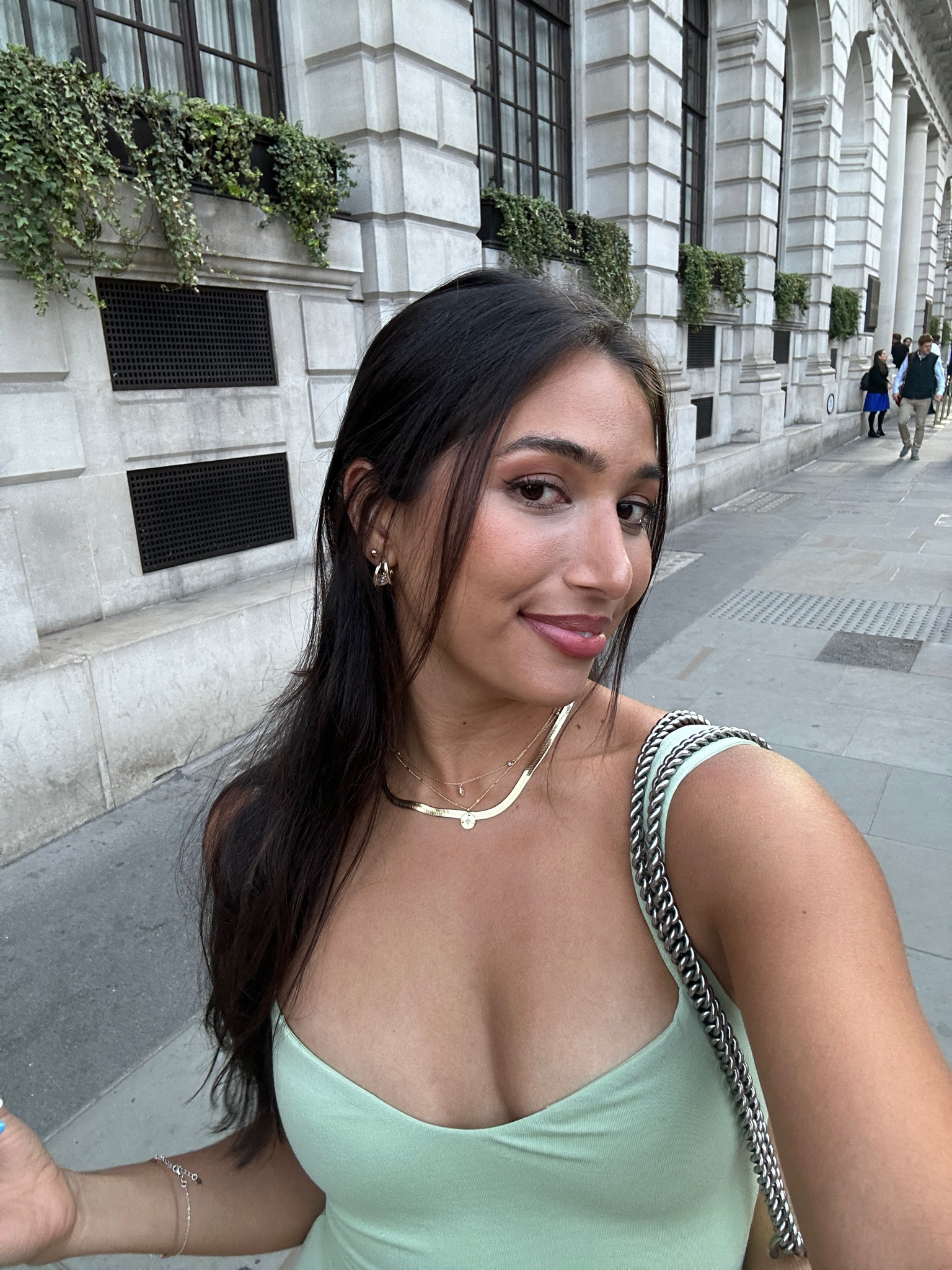 Walking around London ✨

#LTKFind #LTKeurope #LTKtravel