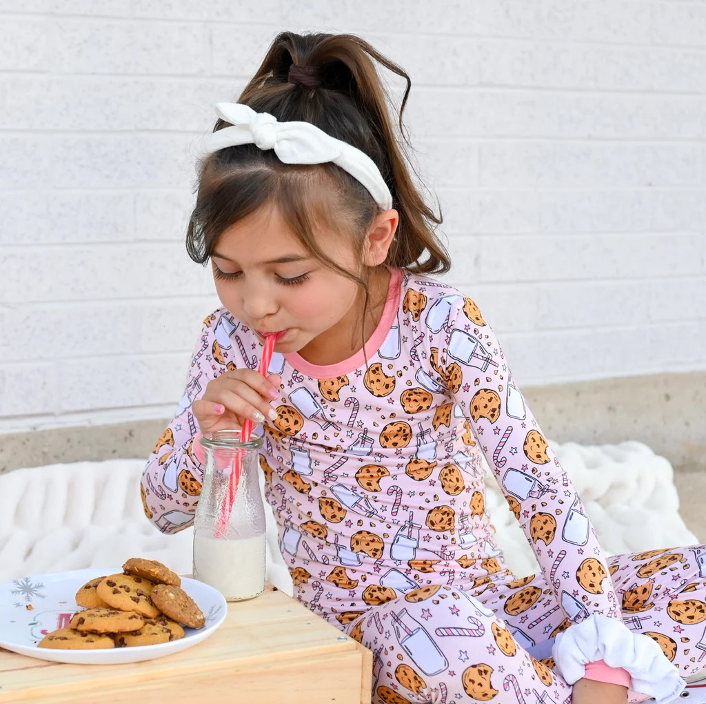 MRS. CLAUS COOKIES DREAM SET | Dream Big Little Co.