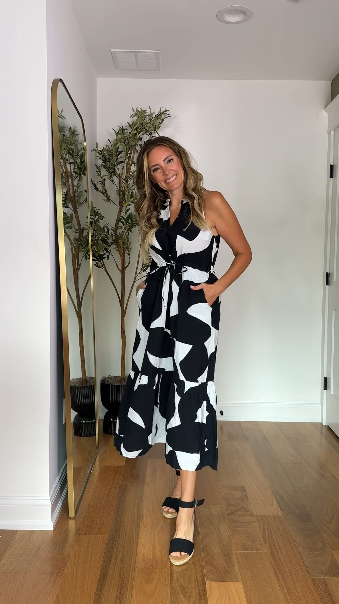 Neutral summer style from Walmart you’ll actually want to wear. From comfy athleisure to elevated pieces for date night, these affordable finds are easy to mix, match, and dress up or down all season.

#LTKStyleTip #LTKFindsUnder100 #LTKSeasonal