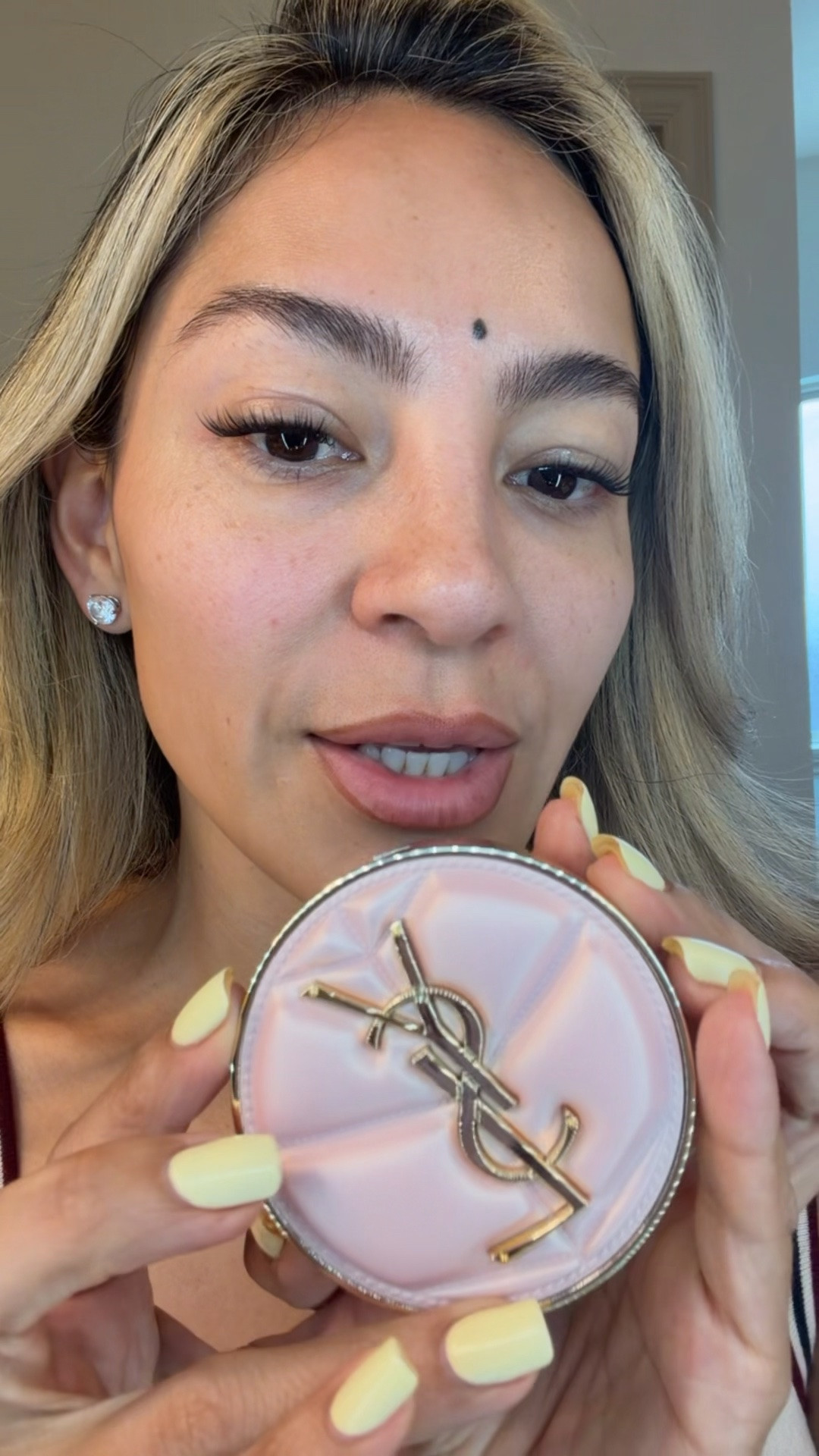 Probably one of my best foundations of the moment!  Super easy to blend and very Light and buildable coverage ￼