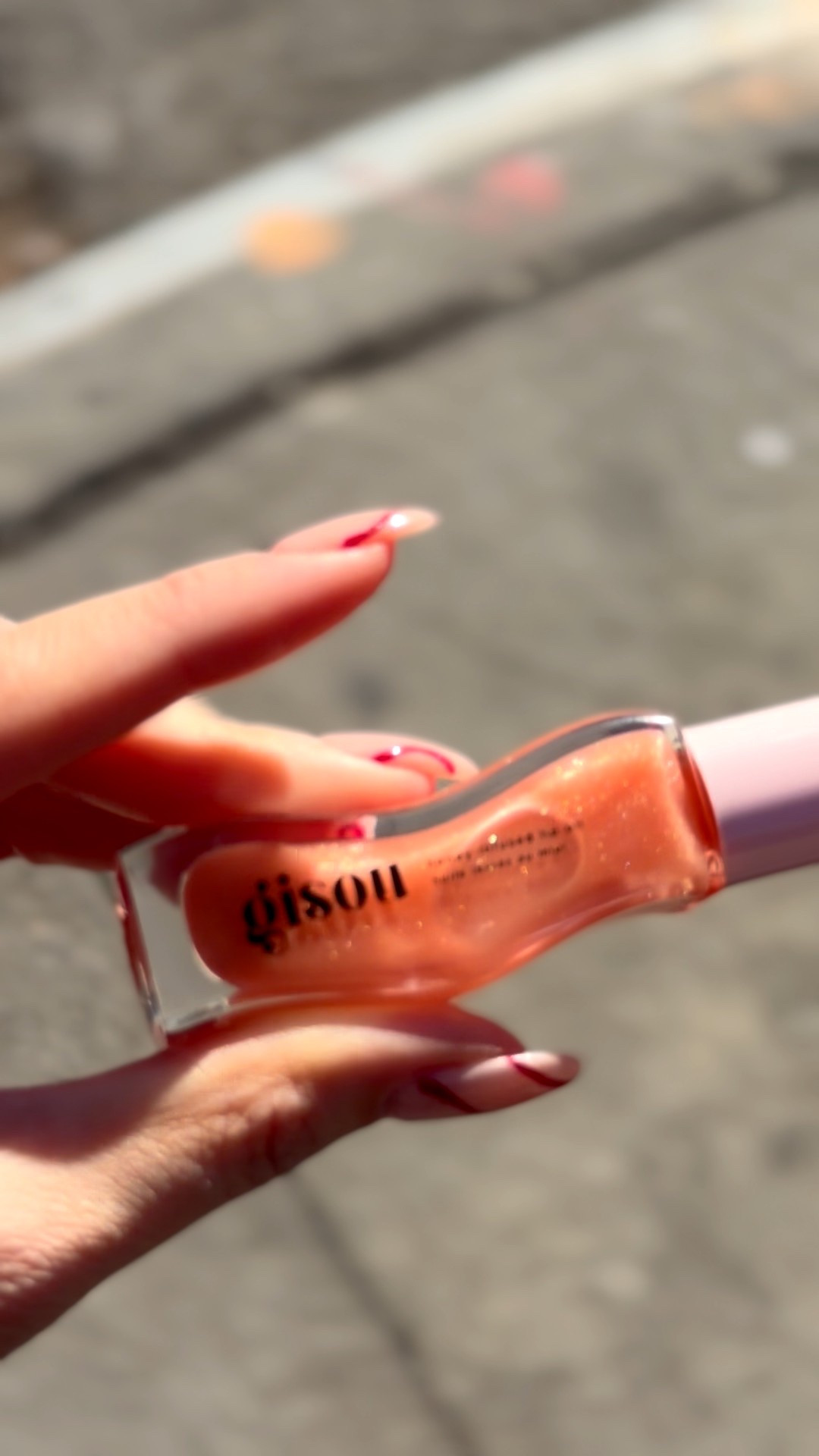 The most amazing lipgloss I’ve ever used — buy asap you won’t regret it 😍

#LTKGiftGuide #LTKHoliday #LTKBeauty