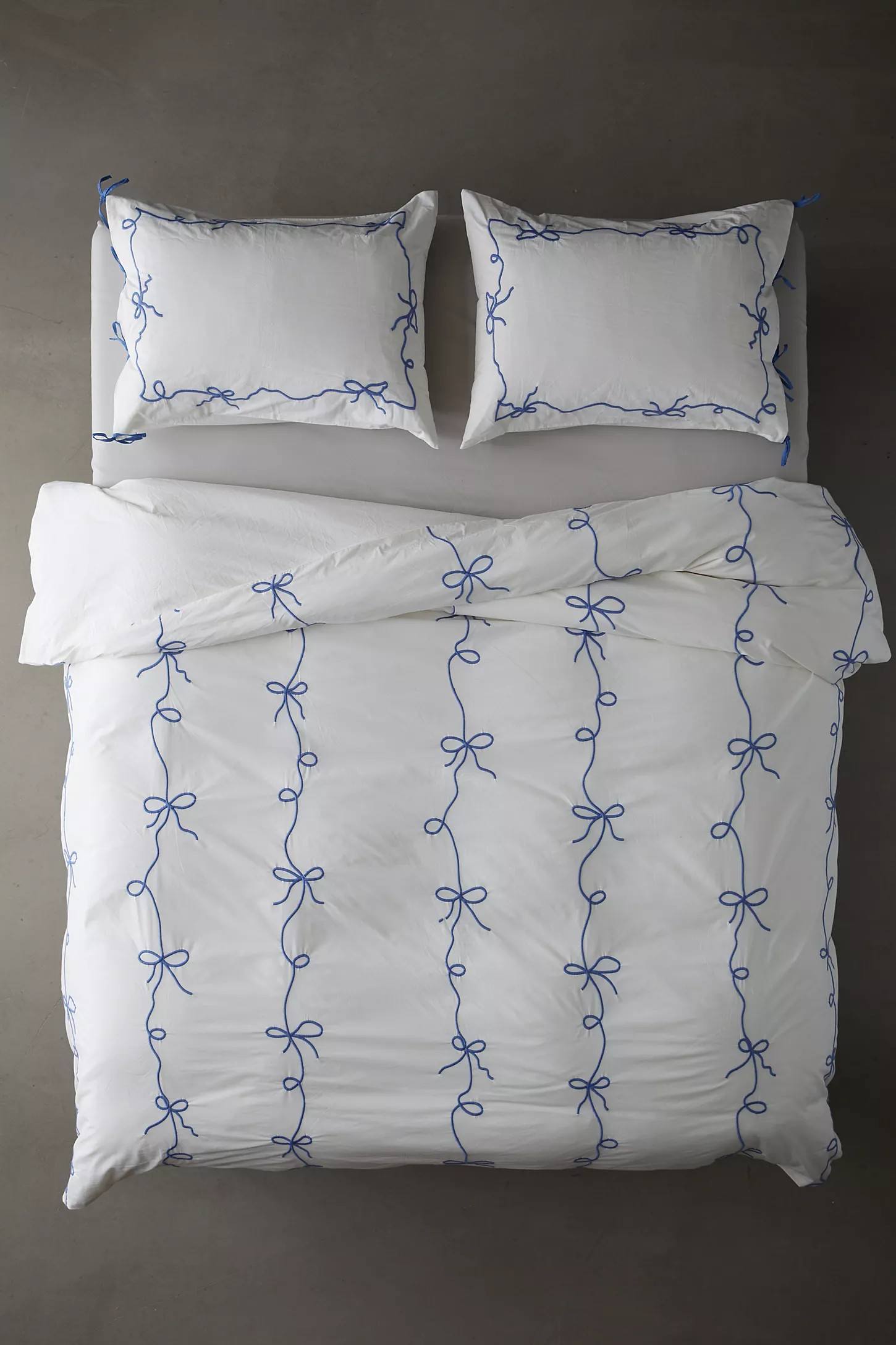 Lacey Bows Duvet Cover | Urban Outfitters (US and RoW)