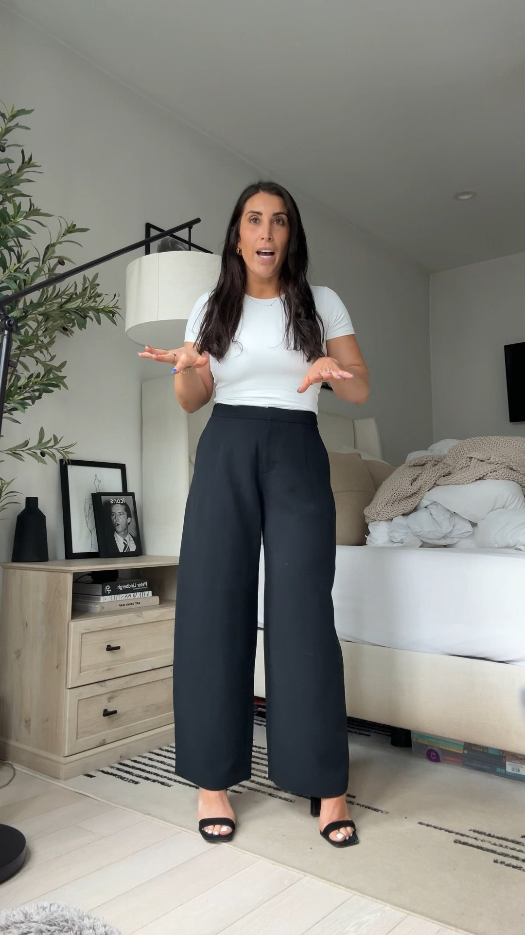 pants size 4, top side medium! 

#sundayfitcheck #ootd @Aritzia @stevemadden-us @Zara 

#LTKWorkwear #LTKSeasonal