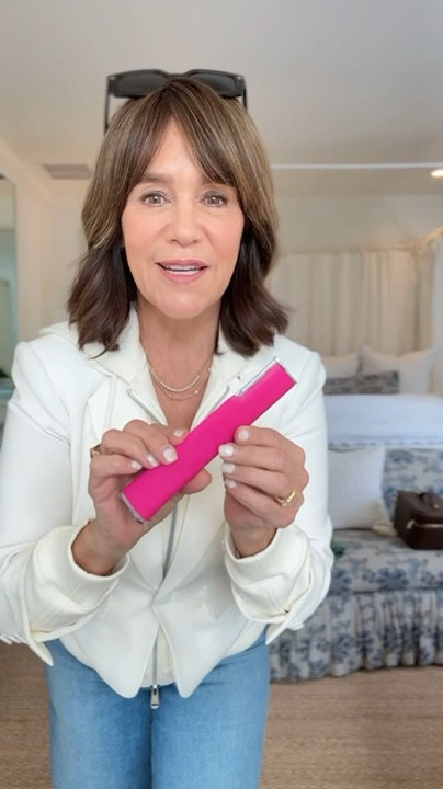 This sat in my drawer for a while and I don’t know how I ever lived without it! Has 4.5+ stars!

#LTKBeauty #LTKOver40