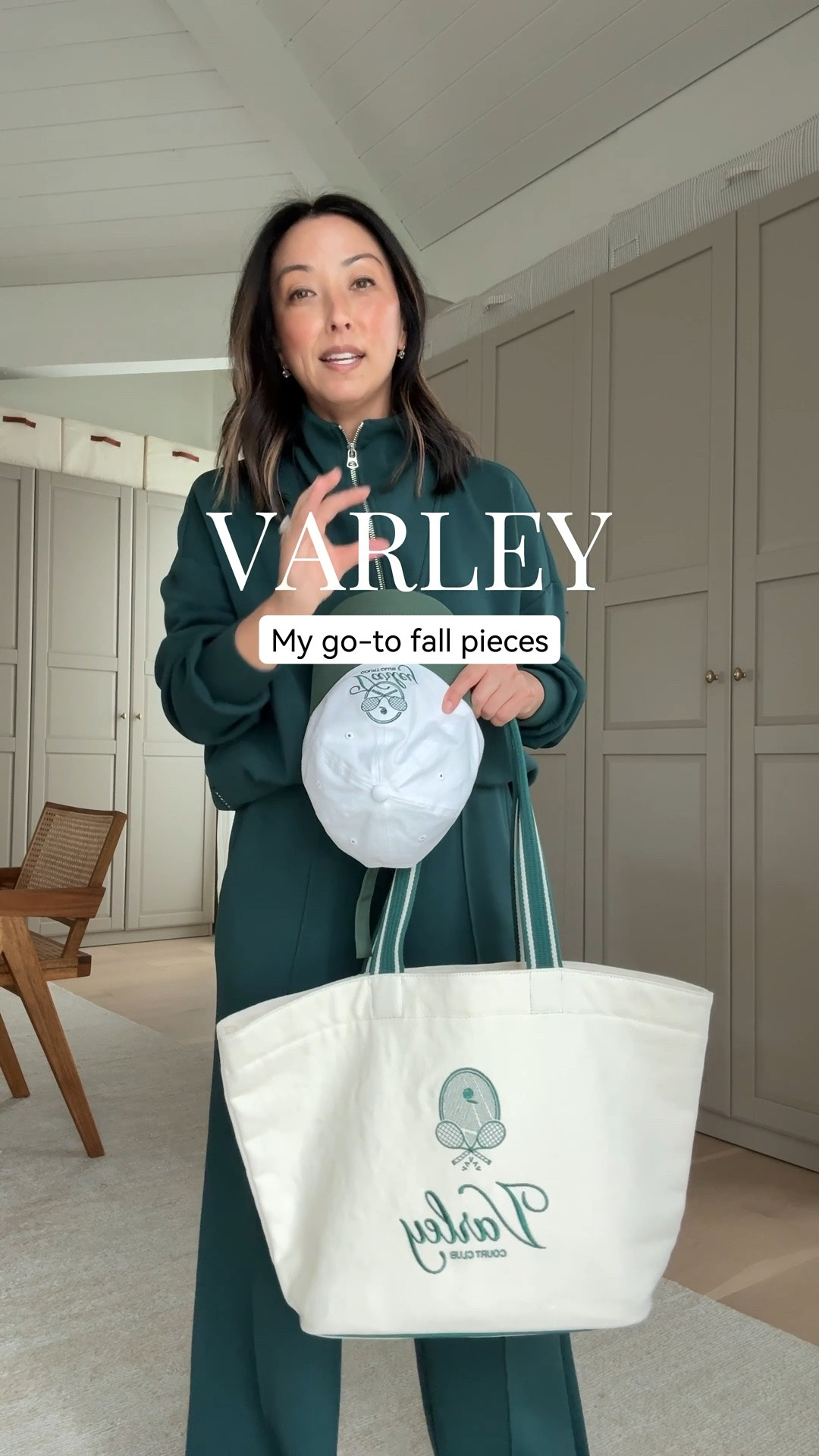 I love my Varley pieces for mixing and matching. This new pullover is perfect for fall - such a good drape and an easy, pulled-together look. Paired with their full length wide leg pants. 

Hawley pullover xs
Wide leg pants 28” inseam xs
Noa club hat 
Robinson tote bag

#LTKmomlife #LTKPetite #LTKOver40