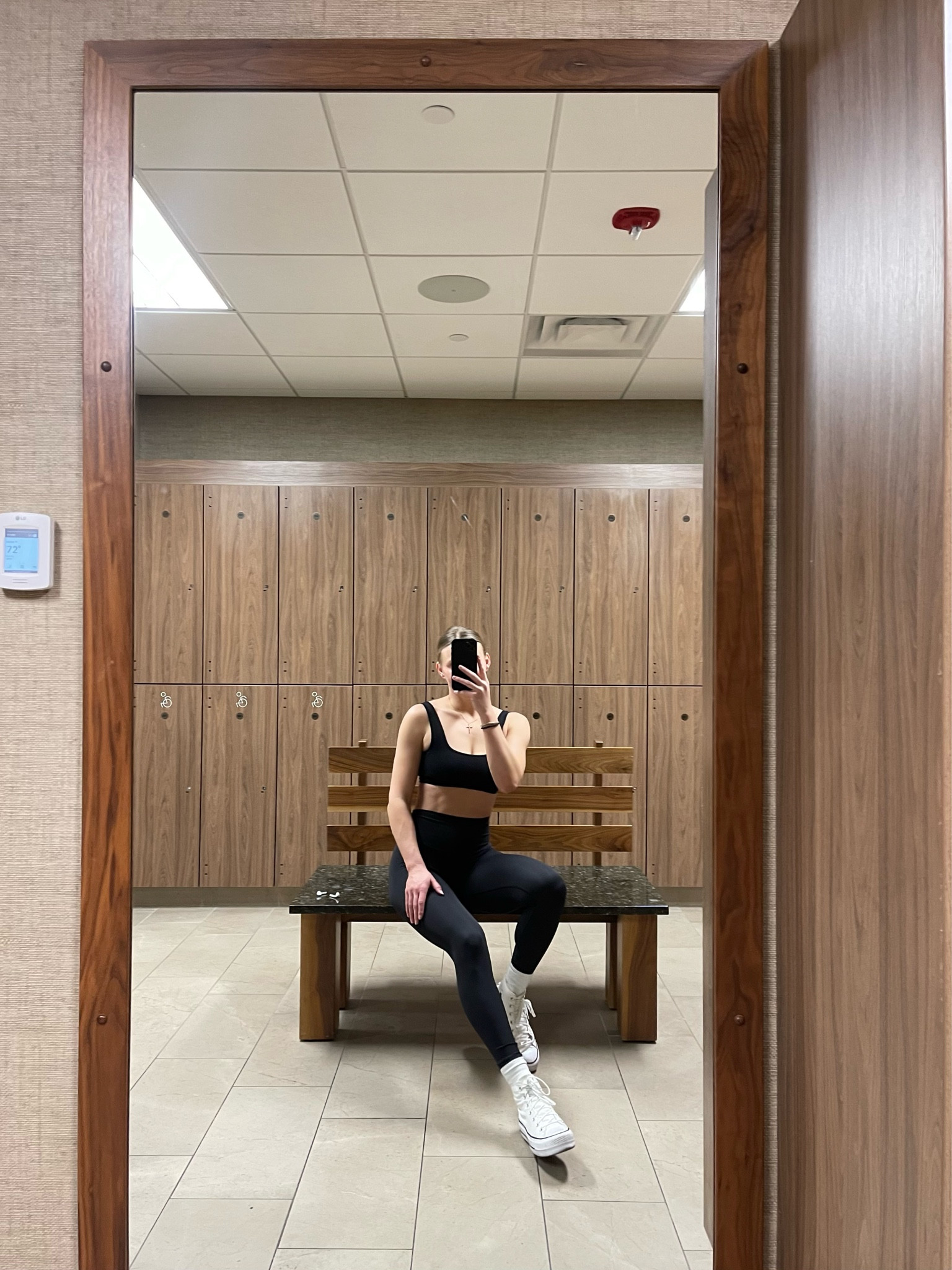 Gym fit 🖤

#LTKFitness #LTKFindsUnder100 #LTKStyleTip