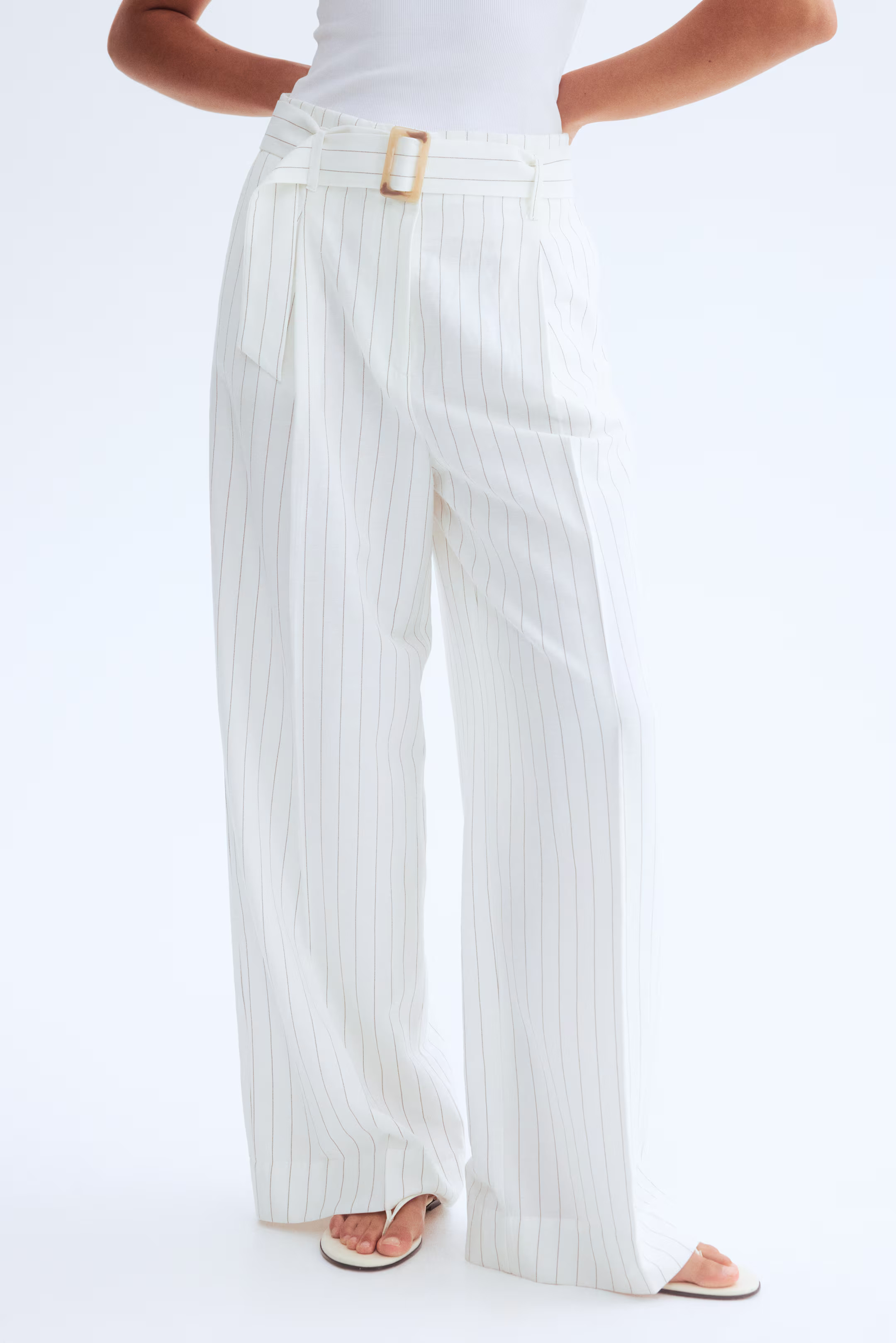 Linen-Blend Pants with Belt | H&M (US + CA)