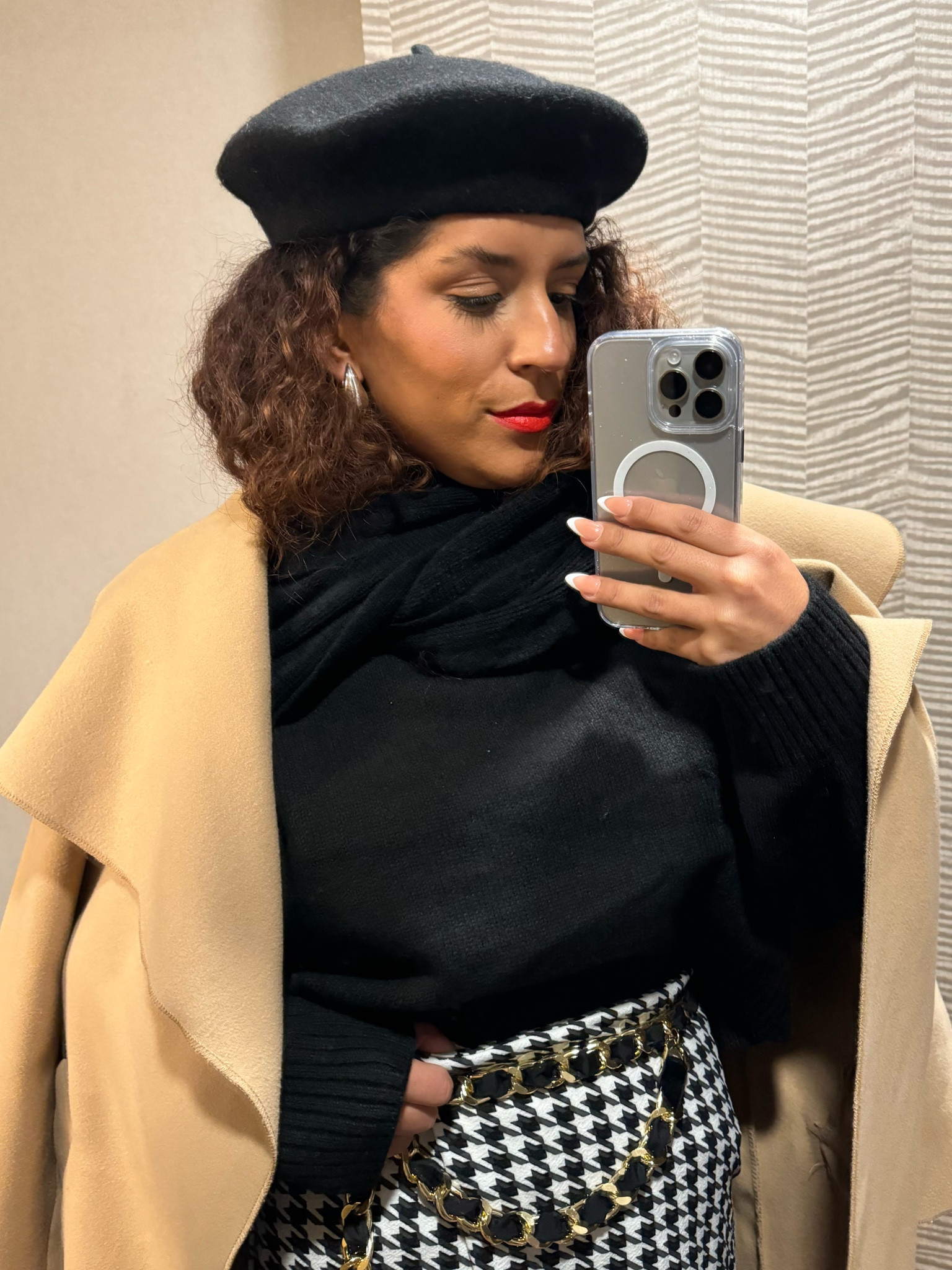 Love these black and houndstooth details! And gold jewelry is always a must!! 

#LTKSeasonal #LTKworkwear #LTKGiftGuide