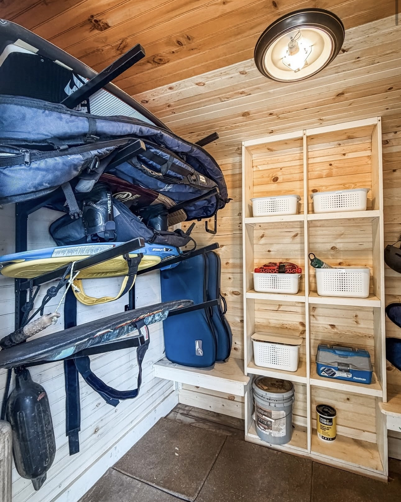 Get your boathouse this organized!