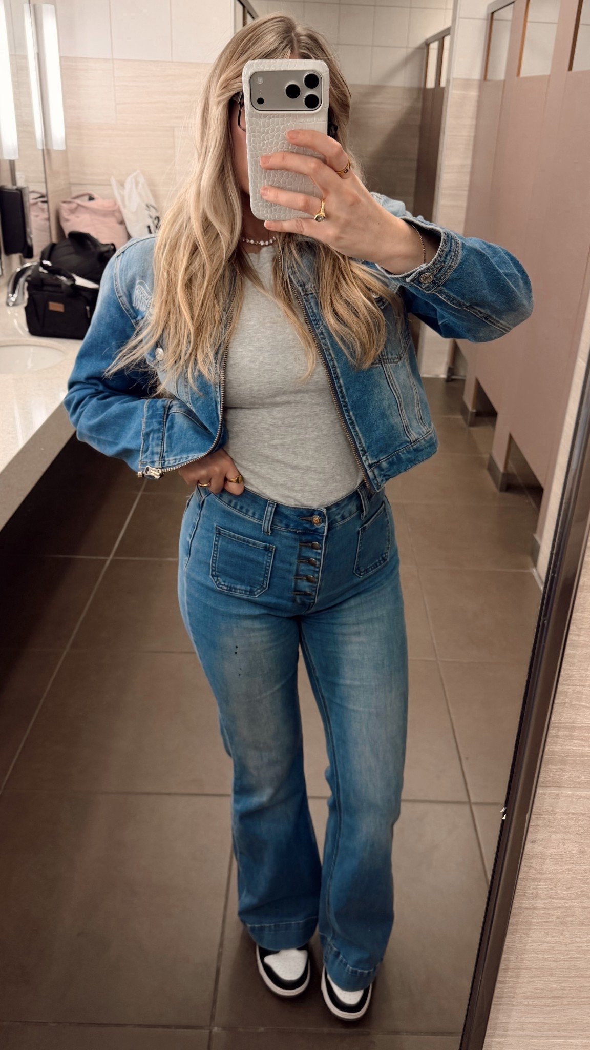 Monday OOTD

#LTKTall #LTKFindsUnder100 #LTKMidsize