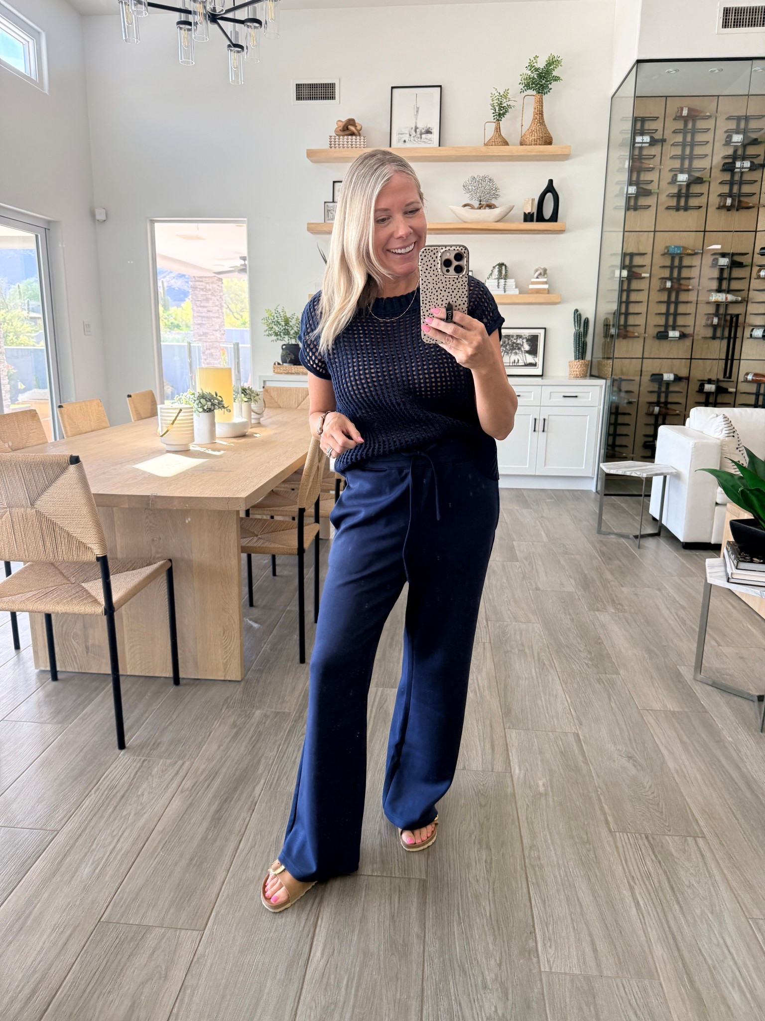 Size small set which comes with sweats and a crochet tank  

#LTKSaleAlert #LTKootd #LTKmomlife