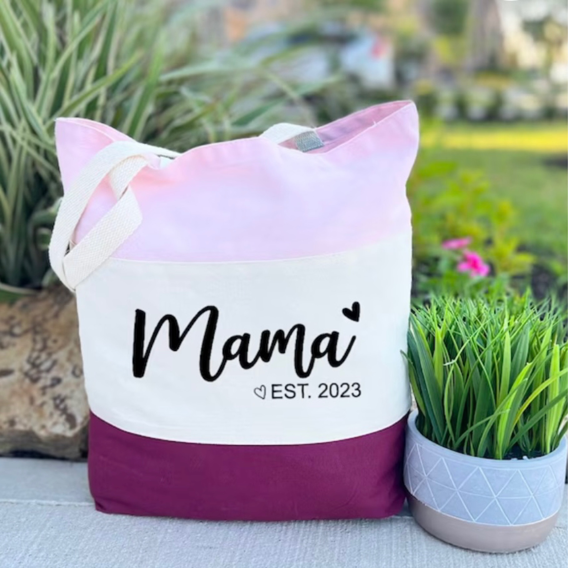 How sweet is this little tote I found on Etsy for less than $20 with shipping & tax? 😍

#LTKCyberweek #LTKsalealert #LTKHoliday