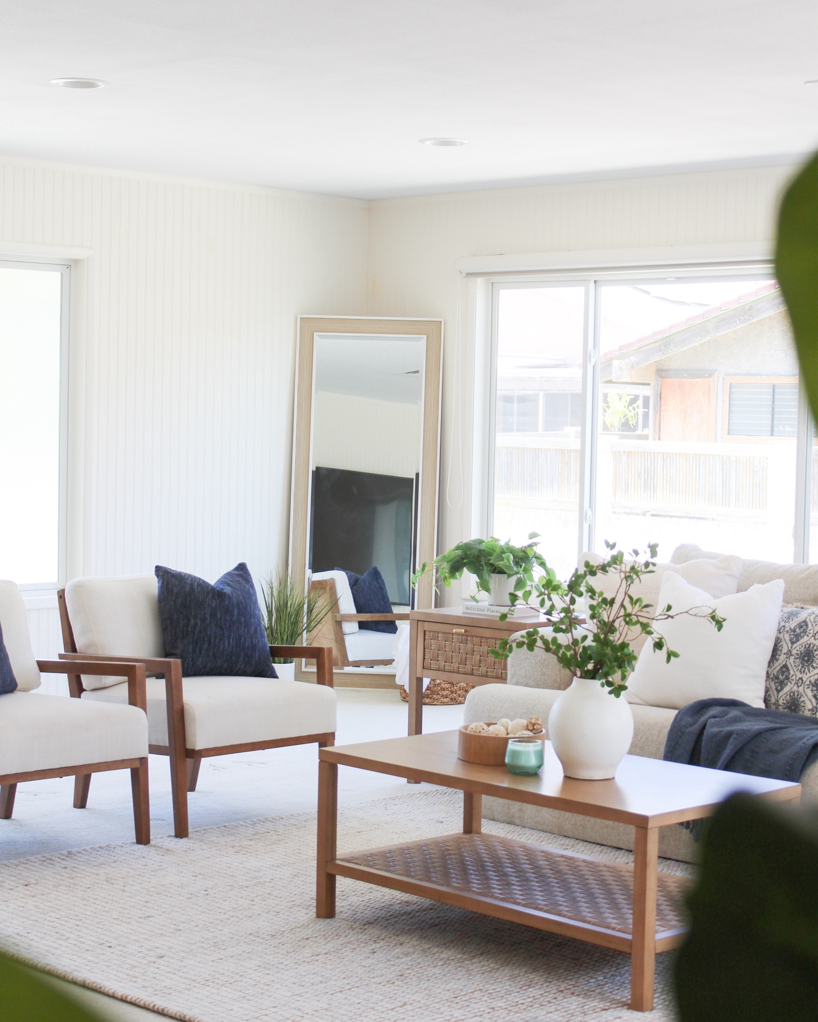 Aghhhh This living room 🤩🤩🤩

#LTKVideo #LTKHome