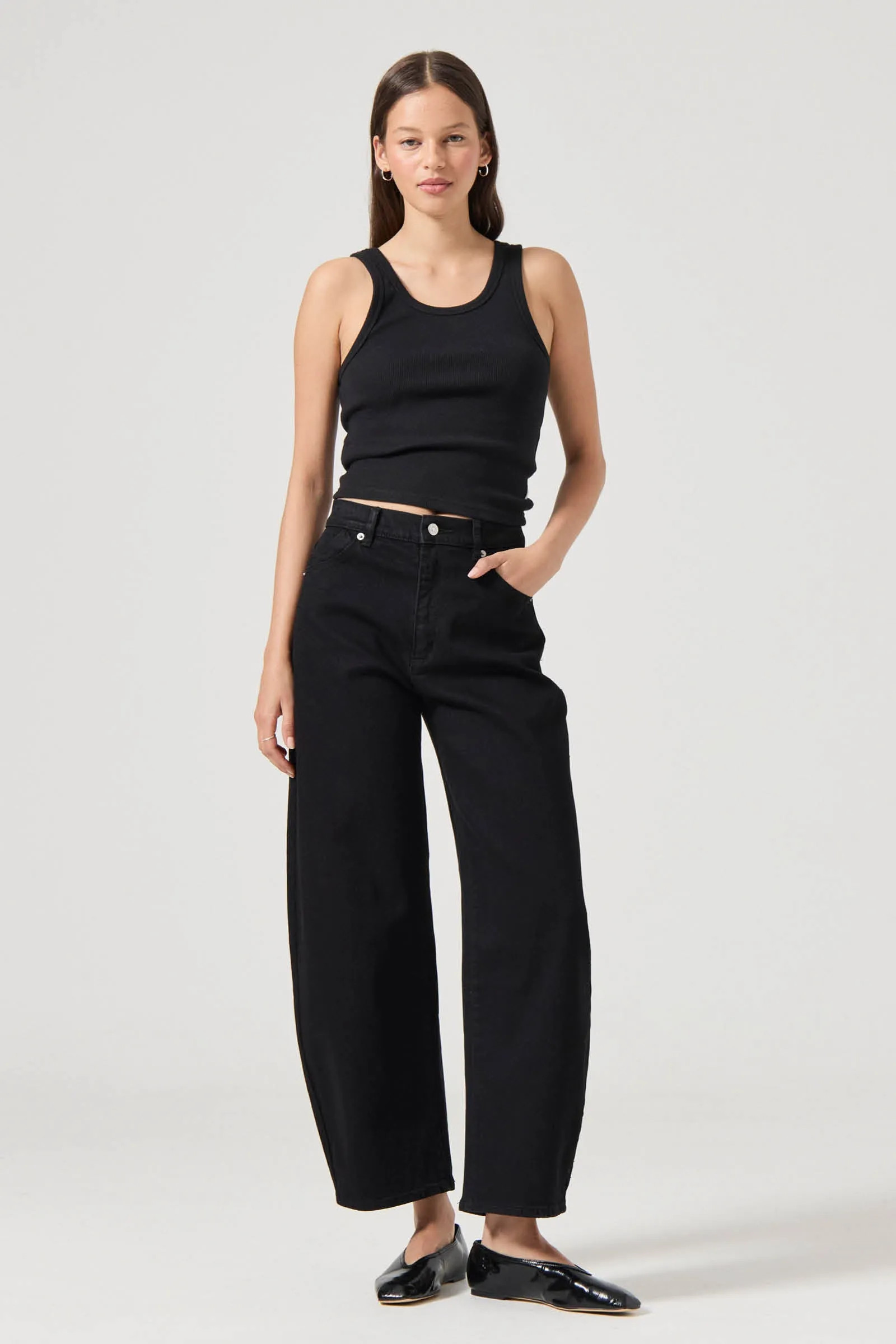 Gigi Barrel - Forever Black | Rolla's Jeans APAC