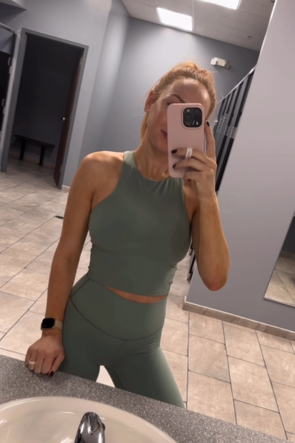 Loving this target set! Not kidding, feels identical to the Lululemon Align fabric 🤌🏼 and the color is really pretty!



#LTKActive #LTKFindsUnder50 #LTKFitness