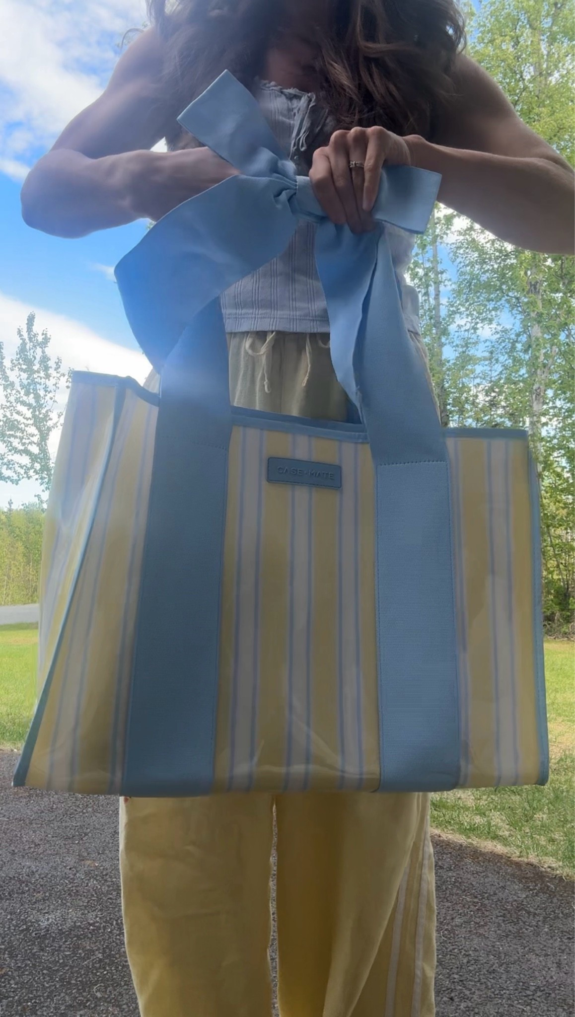 Matches my outfit to my mom bag yesterday 🤭

#LTKmomlife #LTKootd