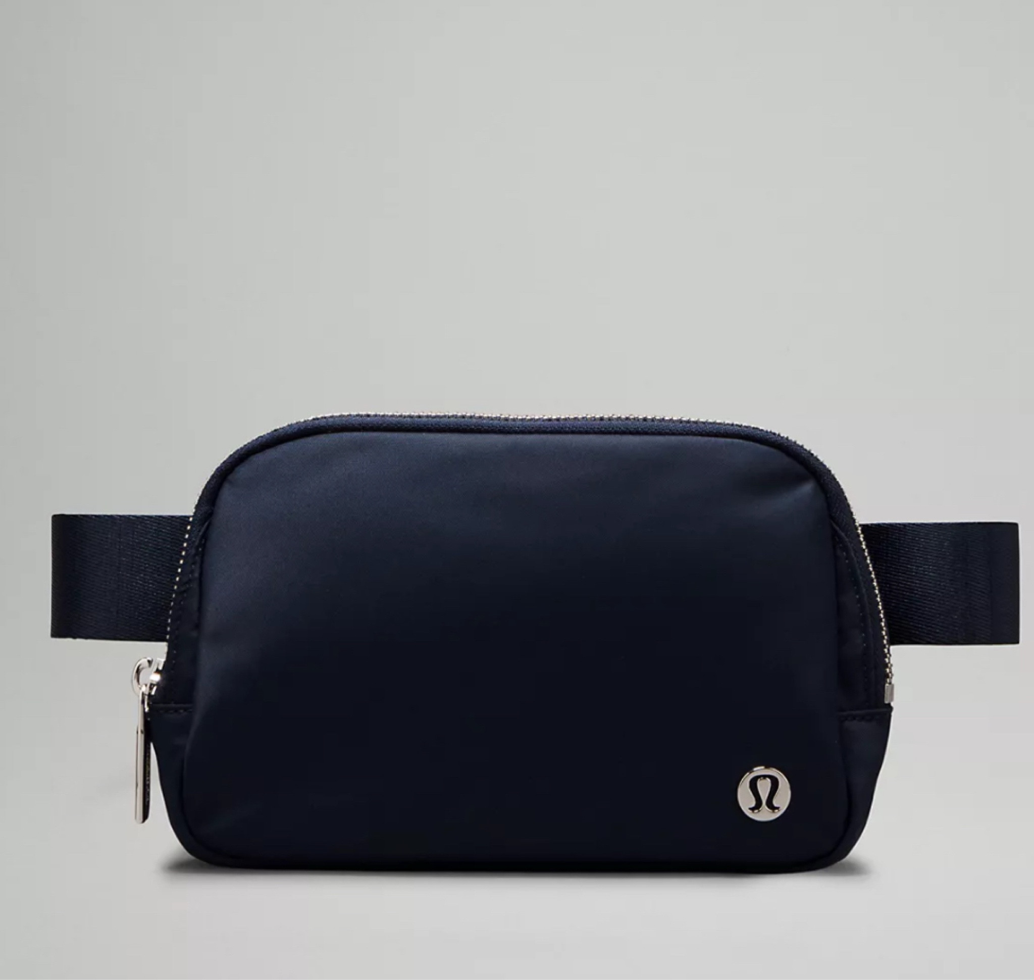Lululemon bag

#LTKGiftGuide #LTKCyberWeek