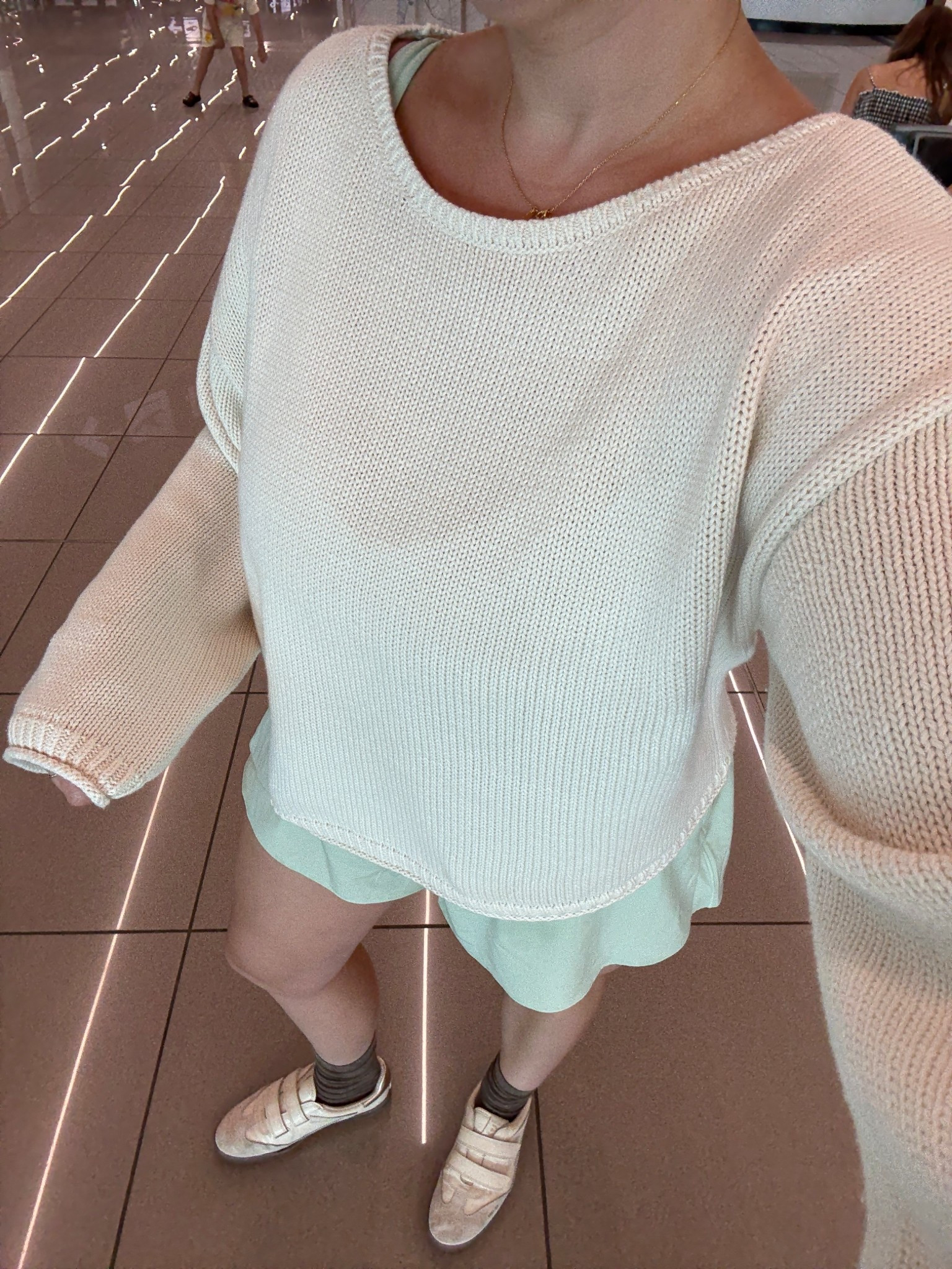 Aerie boat neck sweater

Sage green athletic flowy shorts aerie

Sam Edelman sneakers code NOELLE20 to save 

#LTKFindsUnder50 #LTKMidsize #LTKShoeCrush