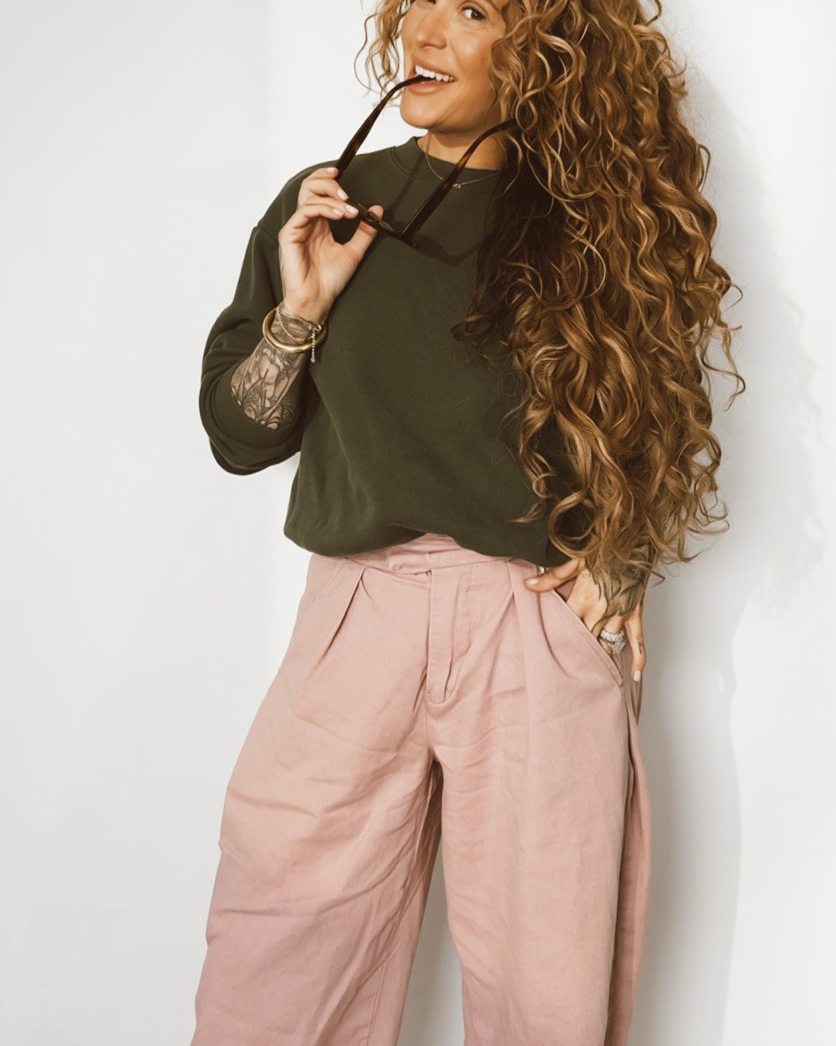 Casual weekend wear | outfit inspiration

#LTKmomlife #LTKootd #LTKOver40