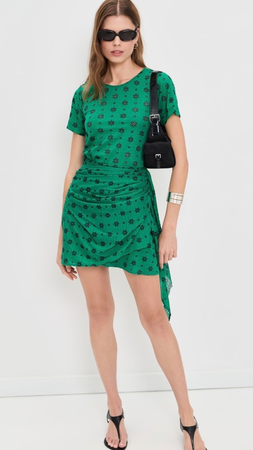 Love how chic this set is! 

#LTKSeasonal #LTKgrwm #LTKootd