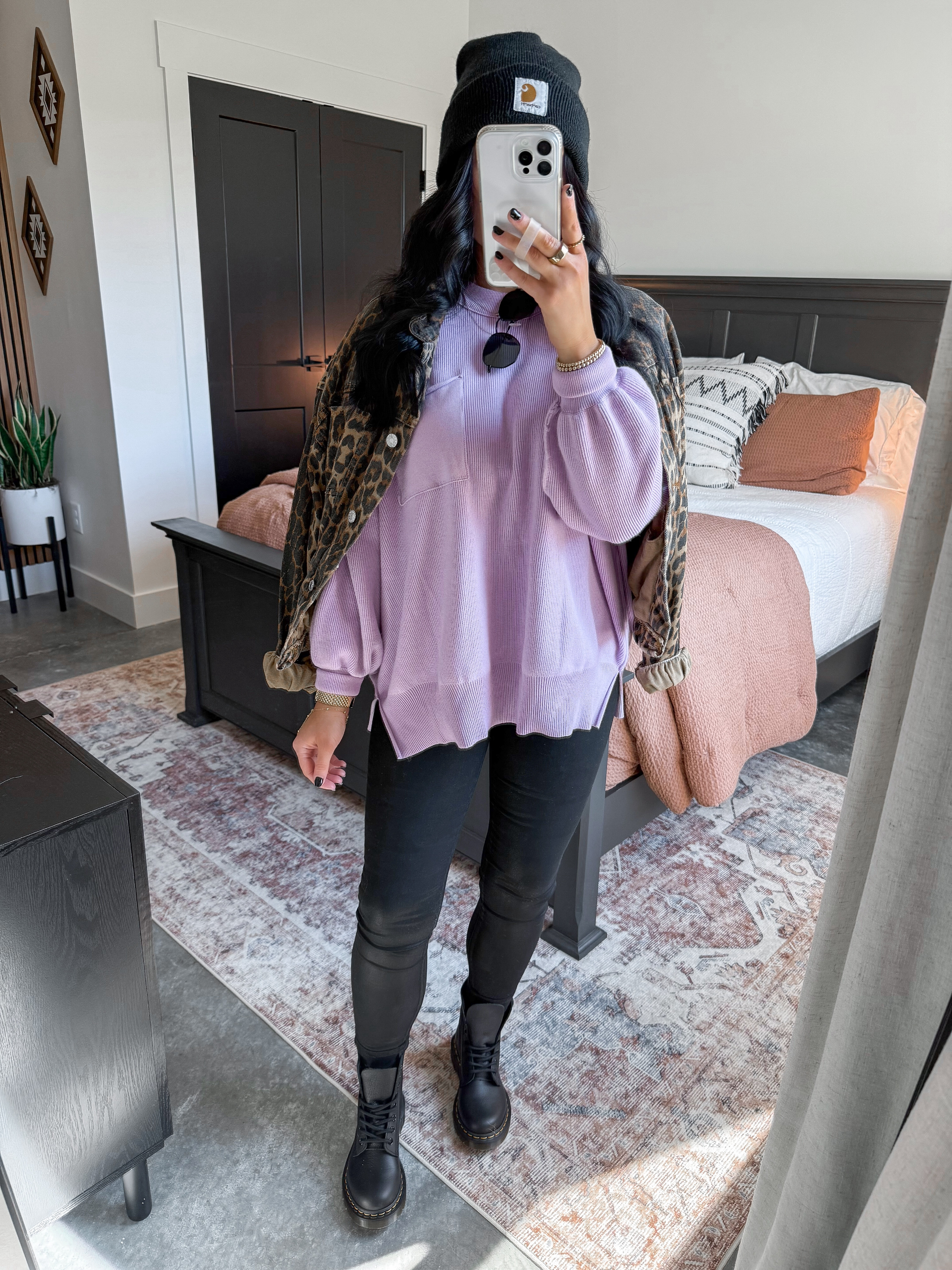 Low Effort Fall Outfit 💜🐆

Sweater - medium (light purple color)
Leopard Denim Jacket - medium
Pants - 27
Bralette - medium

*I'm also linking a cheaper alternative for the pants I'm wearing! 

My go-to outfit formula when in doubt is an oversized sweater, some faux leather pants (or leggings!) & an oversized denim jacket! I love how the purple and leopard print combo here gives a touch of dopamine dressing, without being too over the top! 👏🏼 Finished the look with my new doc martens (this material is 10x softer and more comfortable compared to the classic leather style that I have - so I highly recommend these!) and then I threw on this black carhartt beanie and these all black sunglasses for a cool girl, simple fall look! 🖤

 

 #LTKFindsUnder50 #LTKFindsUnder100 #LTKShoeCrush