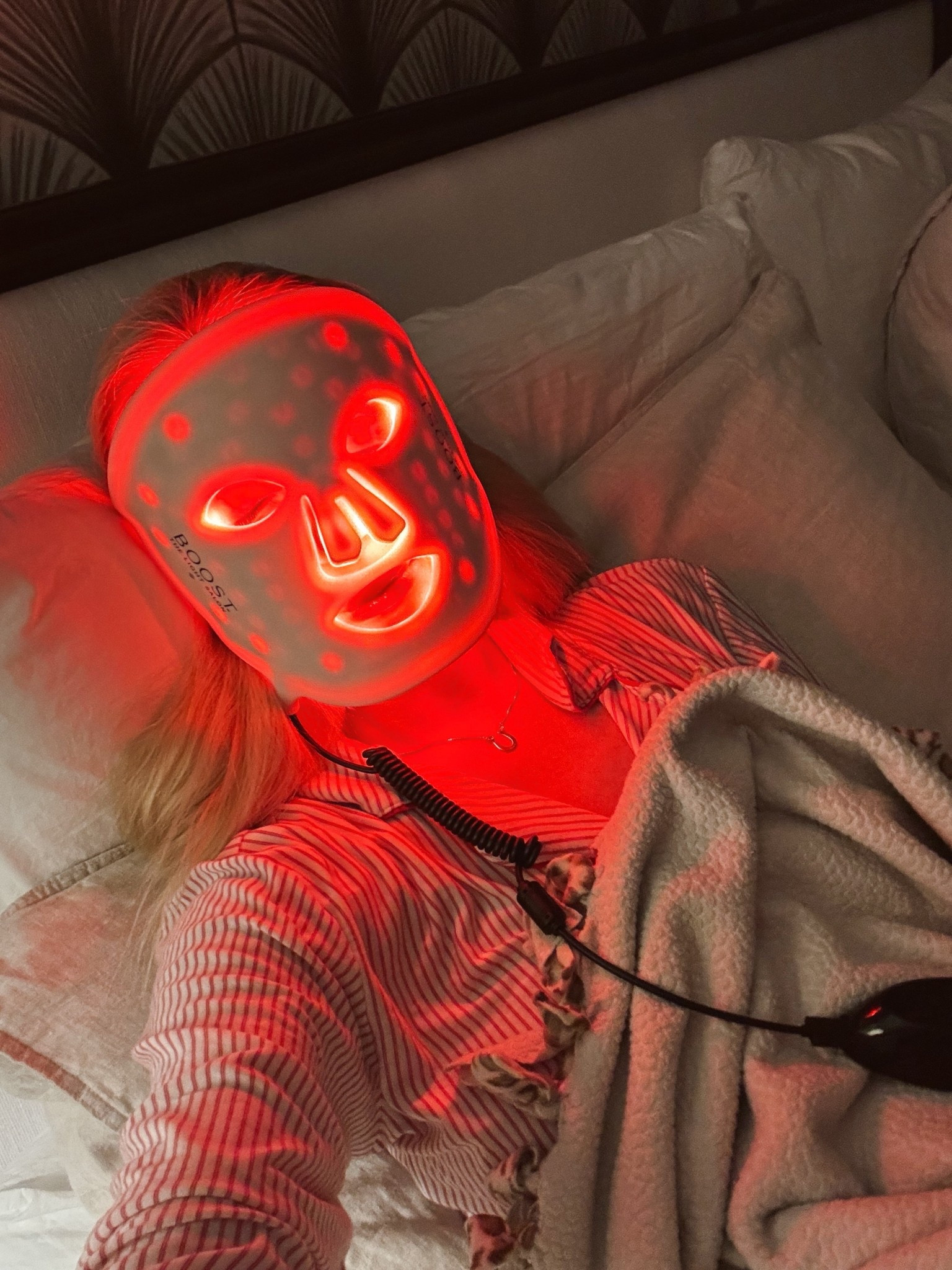 My favorite LED mask - have had it for years and no complaints!

#LTKgrwm #LTKdayinmylife